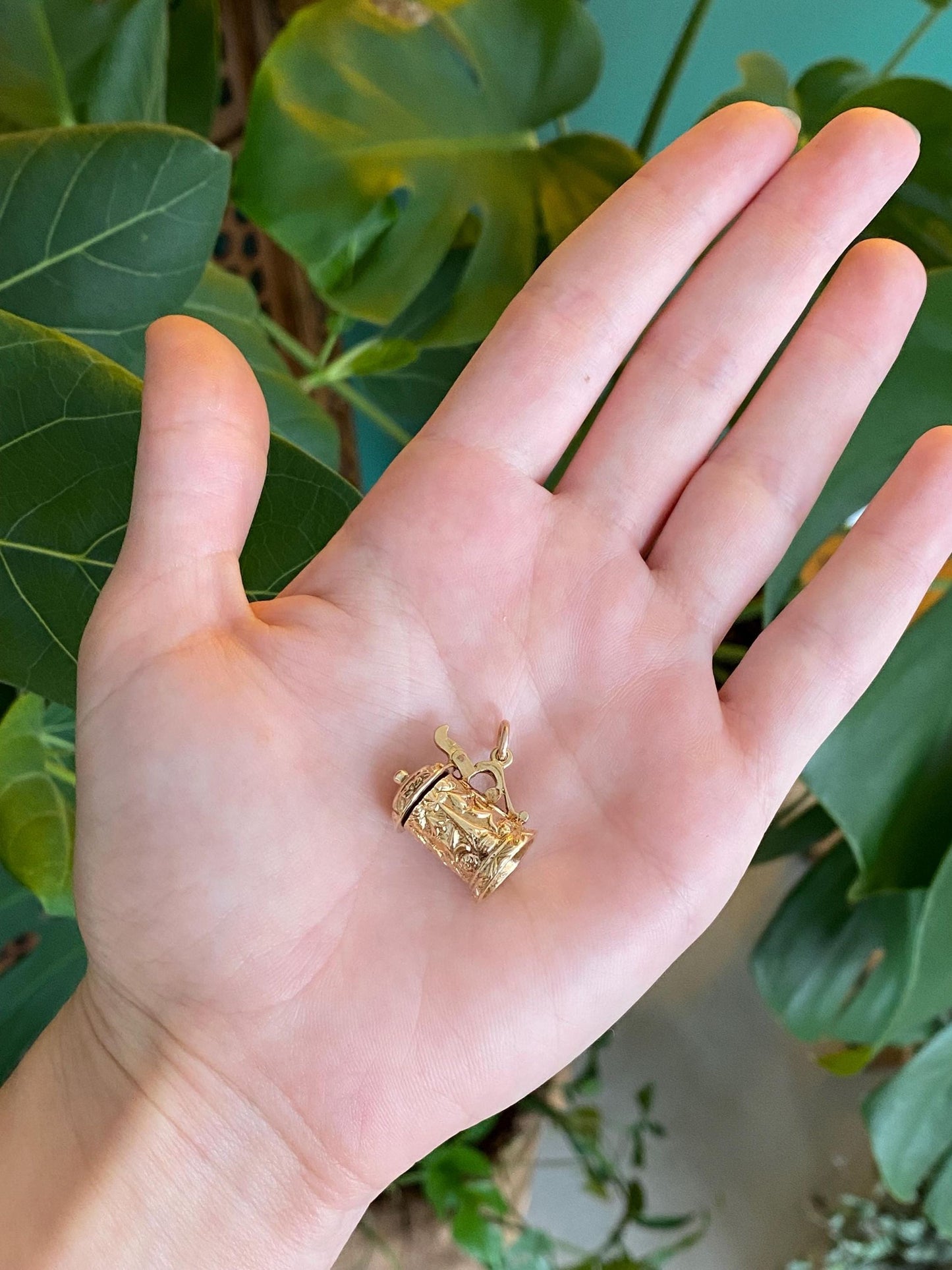 Vintage Solid 9k Yellow Gold Floral Beer Stein Charm