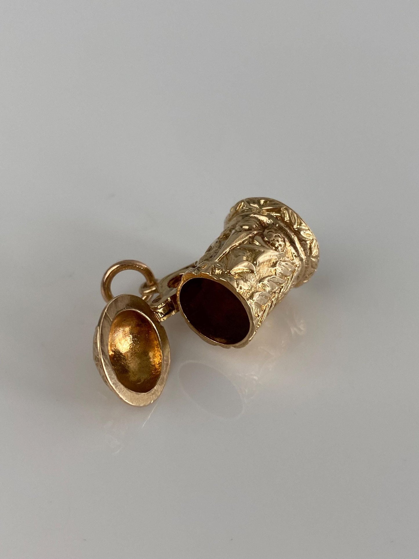 Vintage Solid 9k Yellow Gold Floral Beer Stein Charm