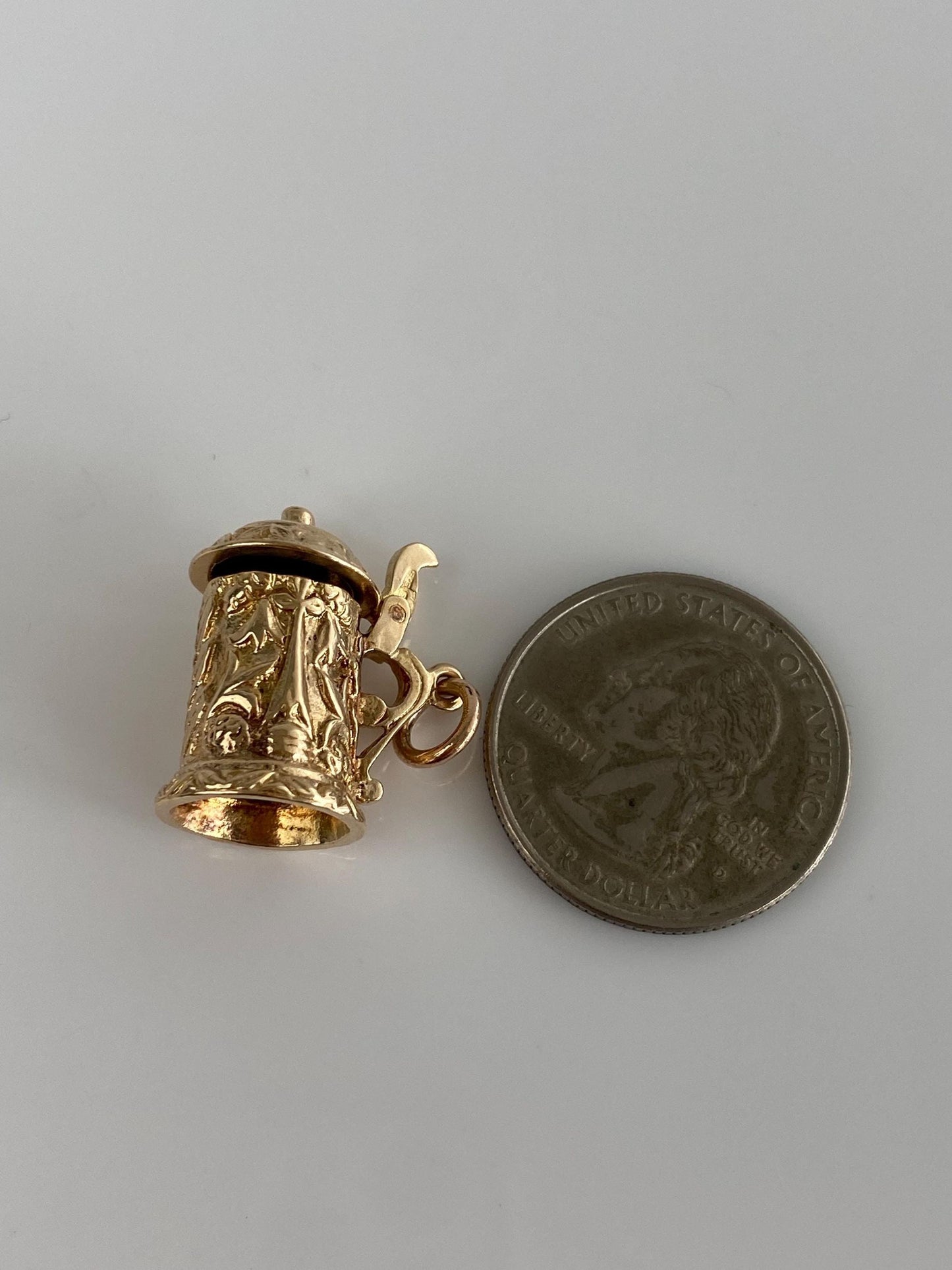 Vintage Solid 9k Yellow Gold Floral Beer Stein Charm