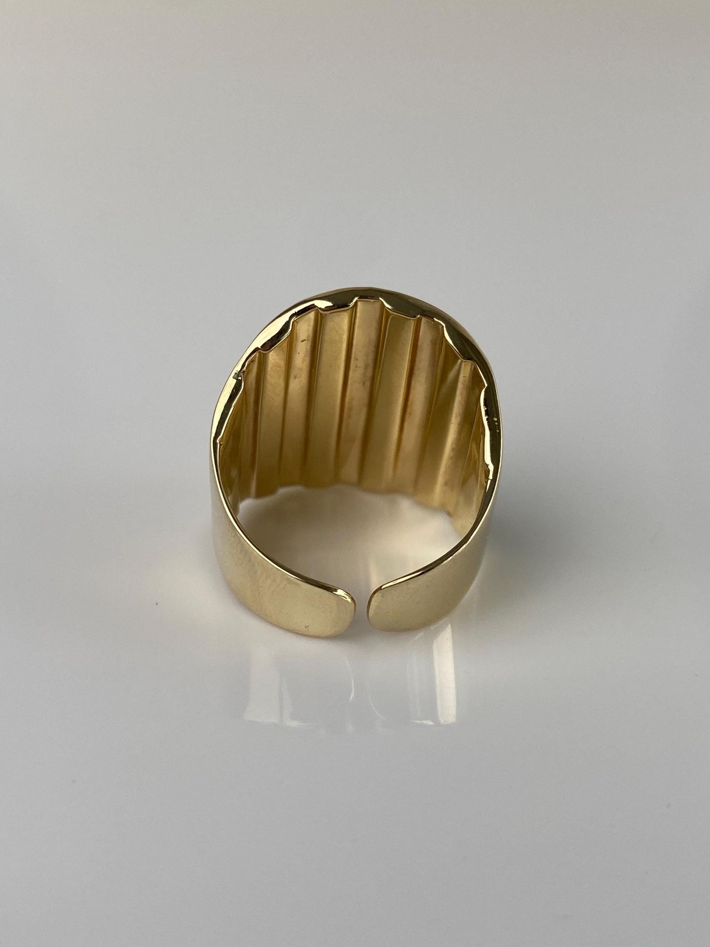 Vintage Solid 14k White & Yellow Gold Lined Design Saddle Ring - Size 6