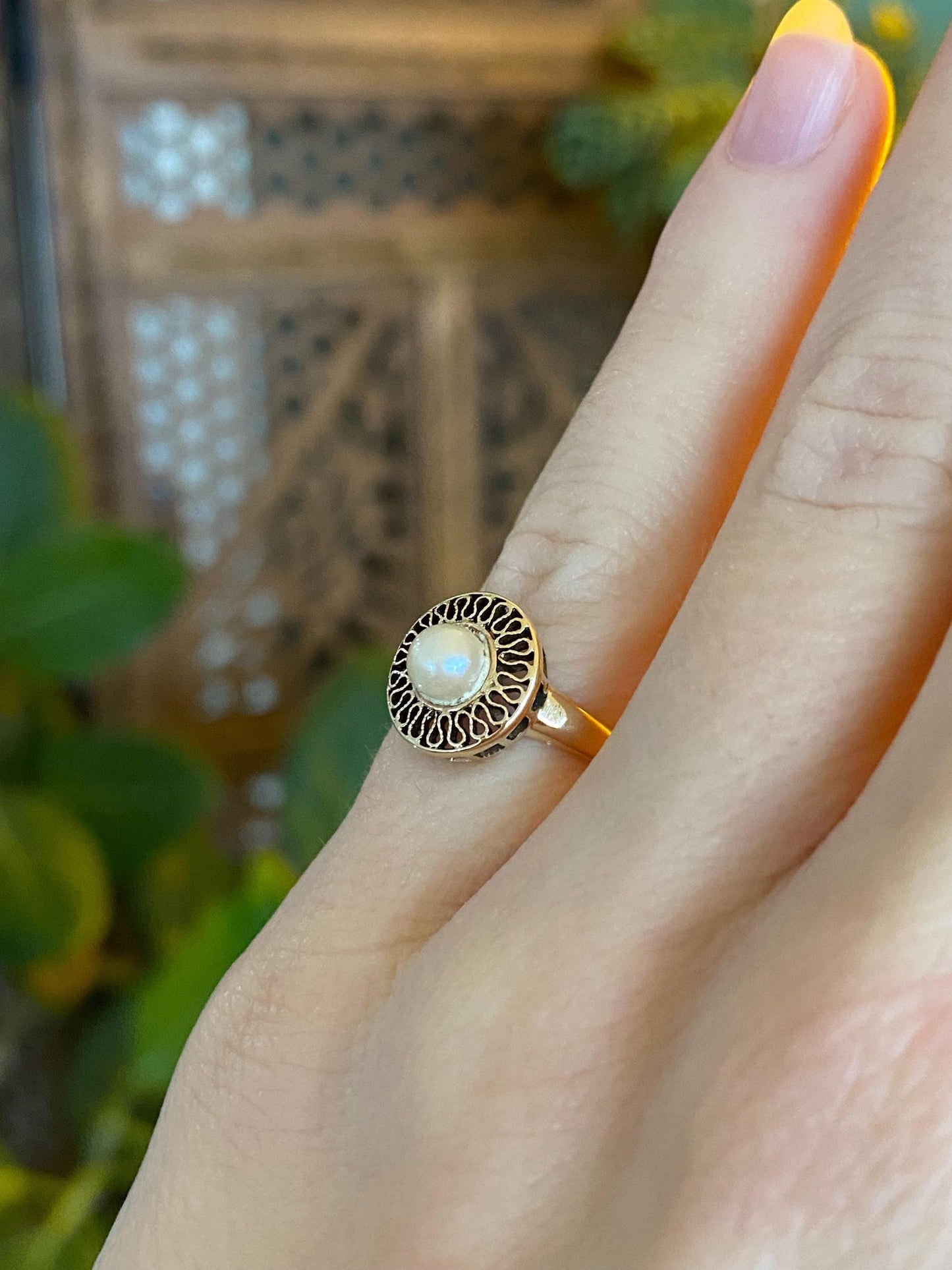 Vintage Solid 10k Yellow Gold Pearl Ring - Size 3.25