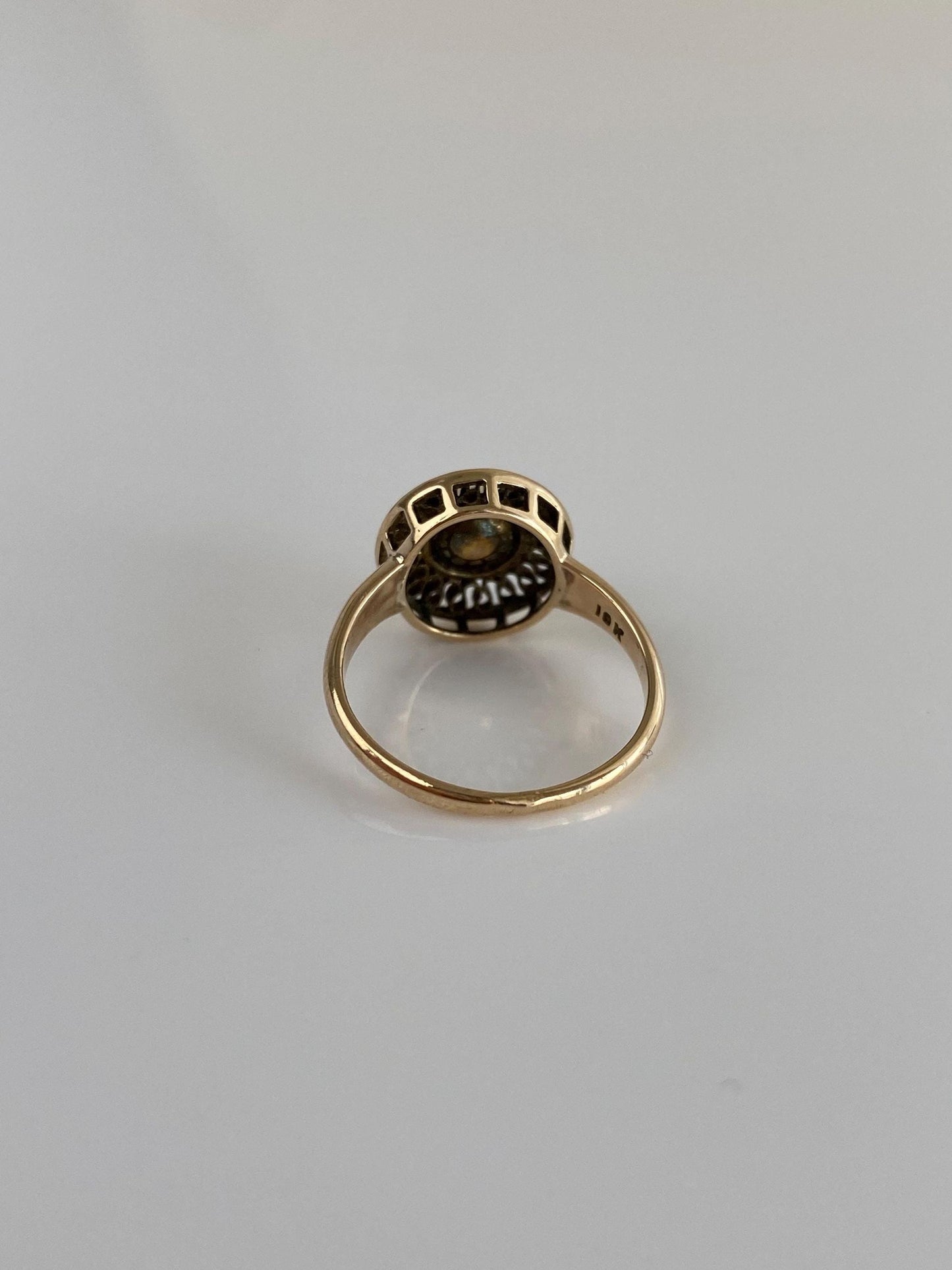 Vintage Solid 10k Yellow Gold Pearl Ring - Size 3.25
