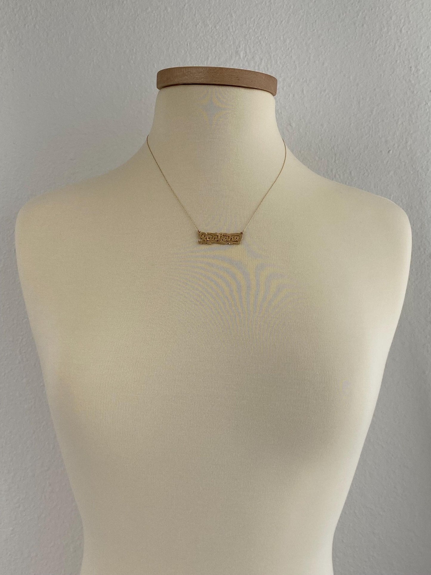 Vintage Solid 14k Yellow Gold 'Barbara' Nameplate Dainty Chain Necklace - 19.5 inches