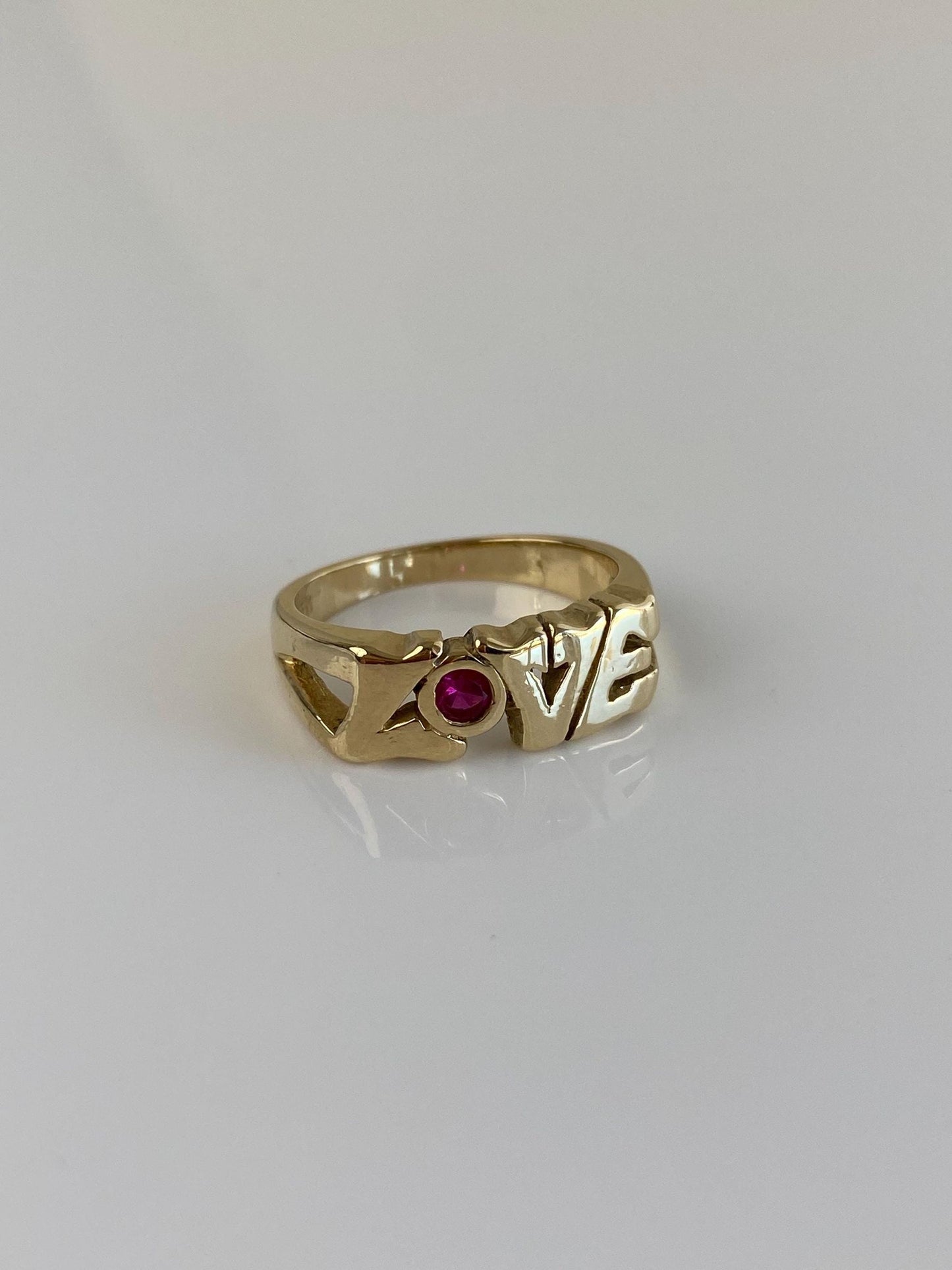 Vintage Solid 14k Yellow Gold Ruby Love Ring - Size 5.75