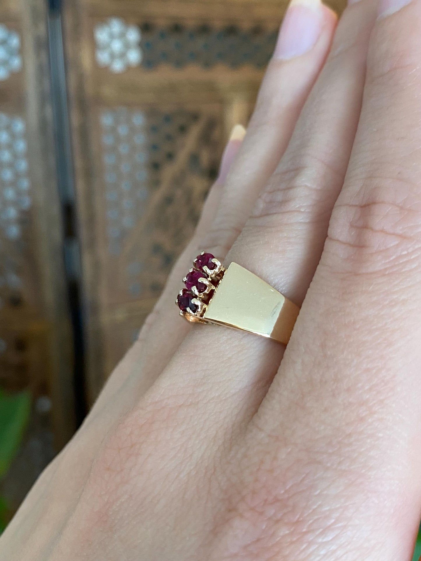 Vintage Solid 14k Yellow Gold Pink Sapphire Ring - Size 6.75