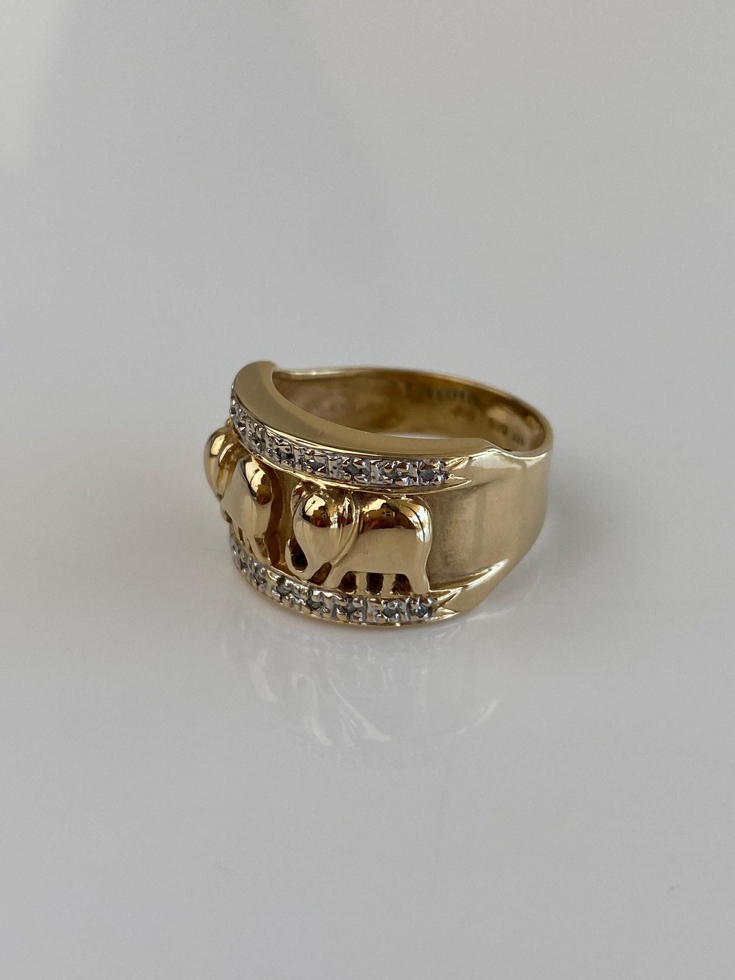 Vintage Solid 14k White & Yellow Gold Diamond Elephants Ring Band - Size 6.75