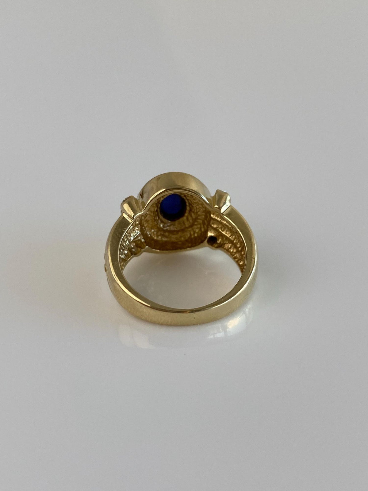Vintage Solid 14k Yellow Gold Blue Sapphire Diamonds Designed Ring - Size 4.25