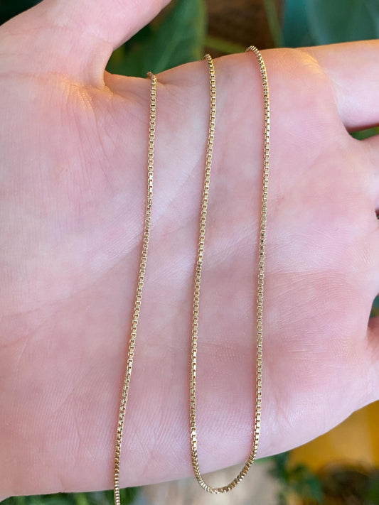 Vintage Solid 14k Yellow Gold Box Chain Necklace - 17.75 inches