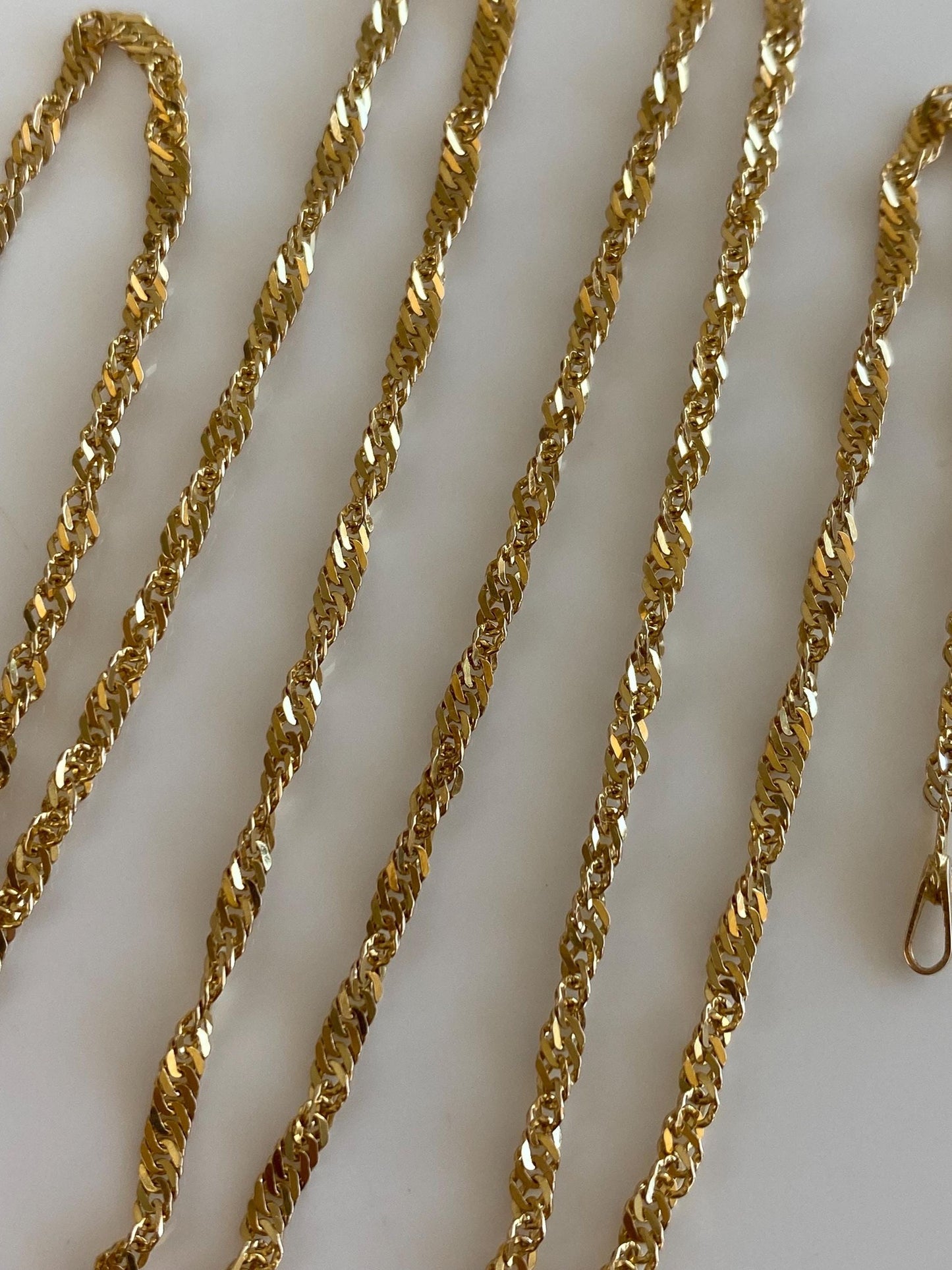 Vintage Solid 14k Yellow Gold Twist Chain Necklace - 19.75 inches