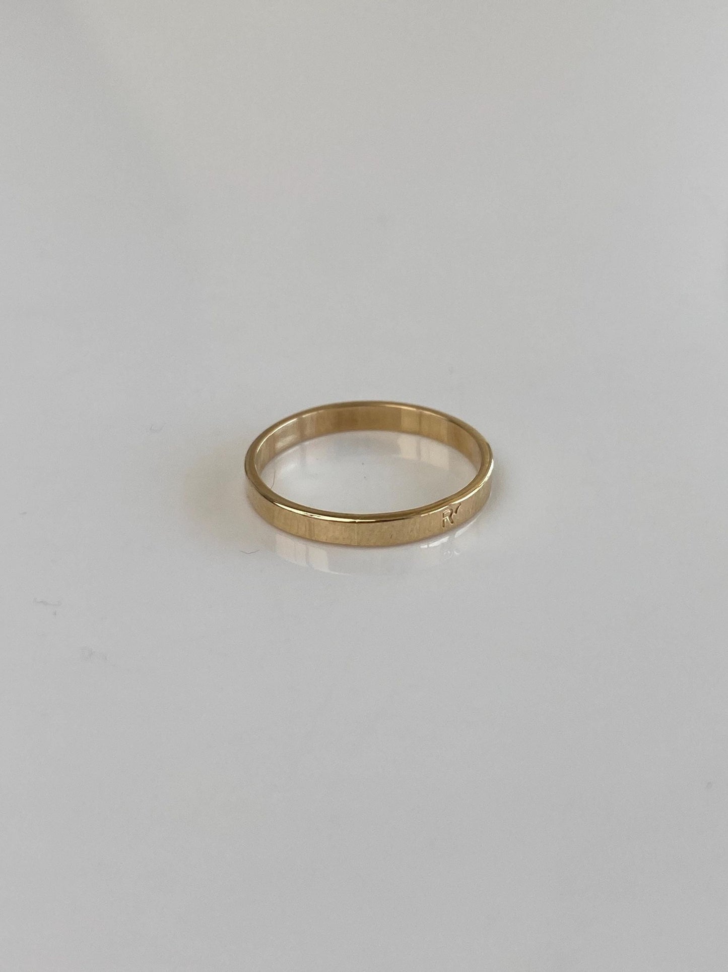 Vintage Solid 14k Yellow Gold Slim Straight Edge Ring Band - Size 4.75
