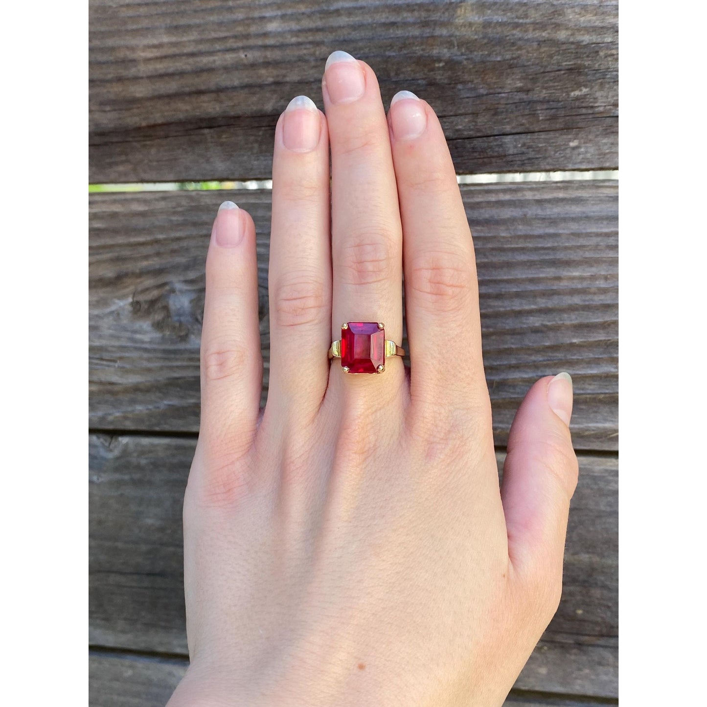 Vintage Solid 10k Yellow Gold Pink Sapphire Ring - Size 6.5