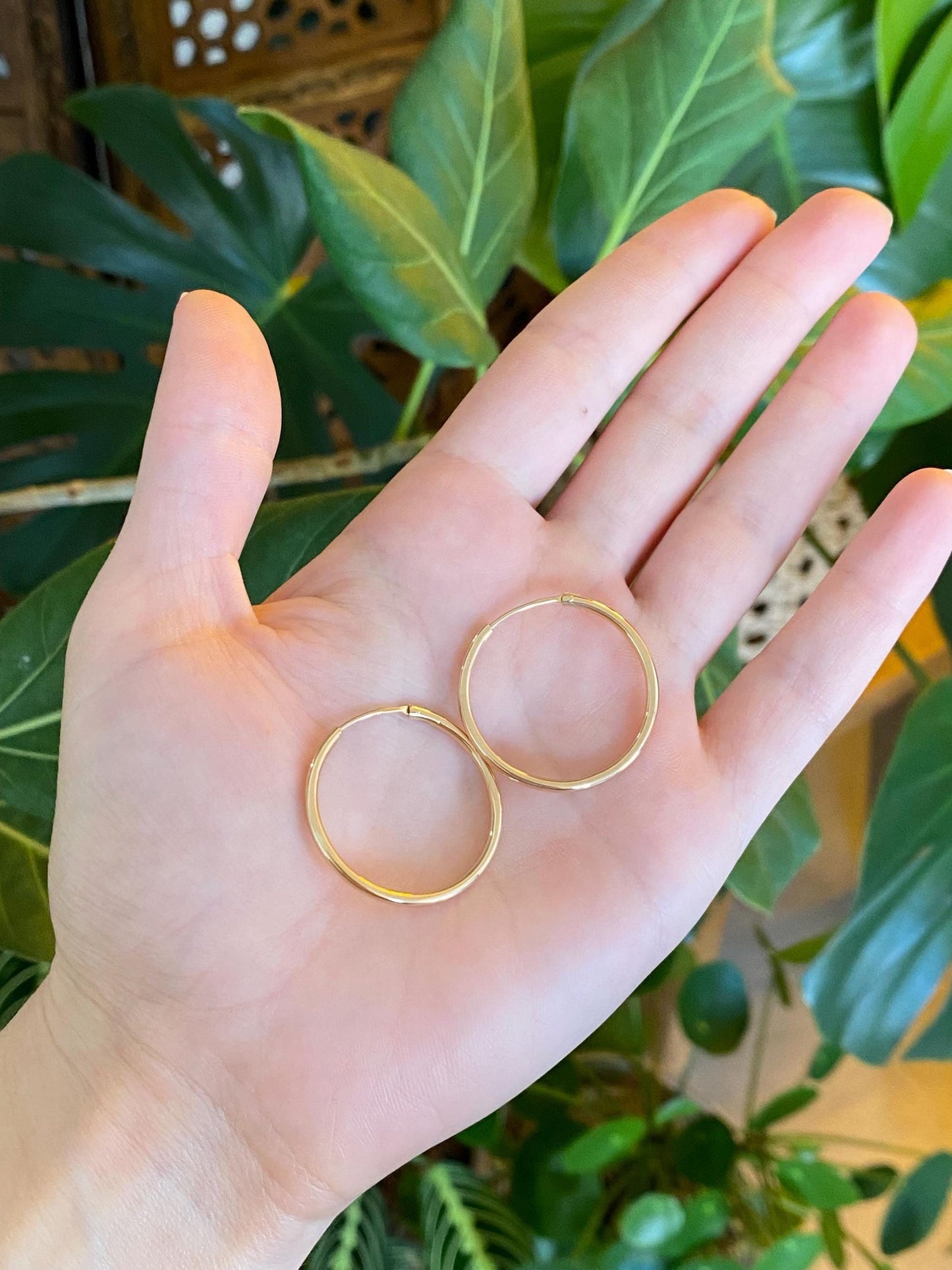 Vintage 14k Yellow Gold Hoop Earrings
