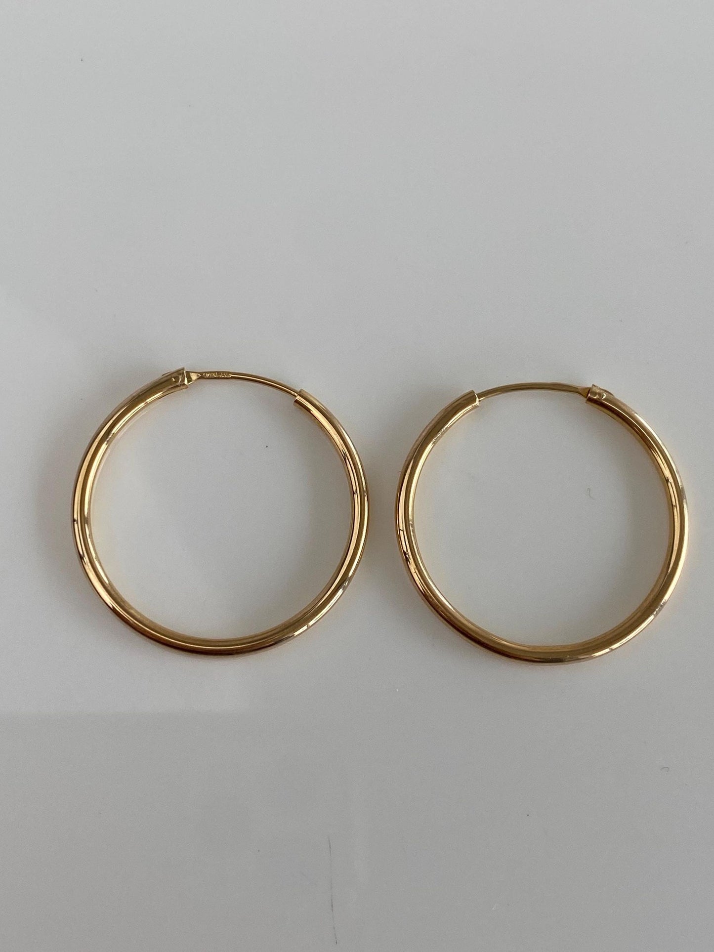 Vintage 14k Yellow Gold Hoop Earrings