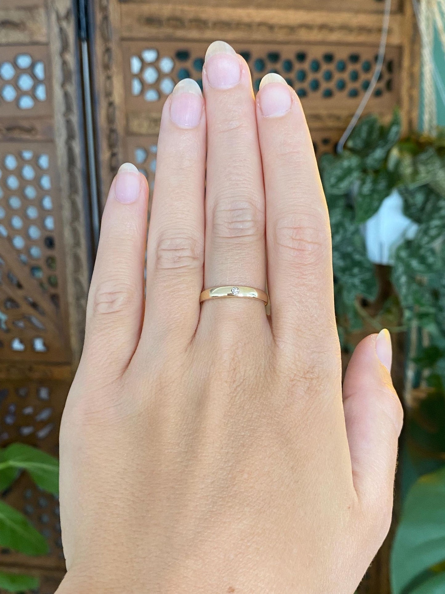 Vintage Solid 14k Yellow Gold Diamond Ring Band - Size 6.5