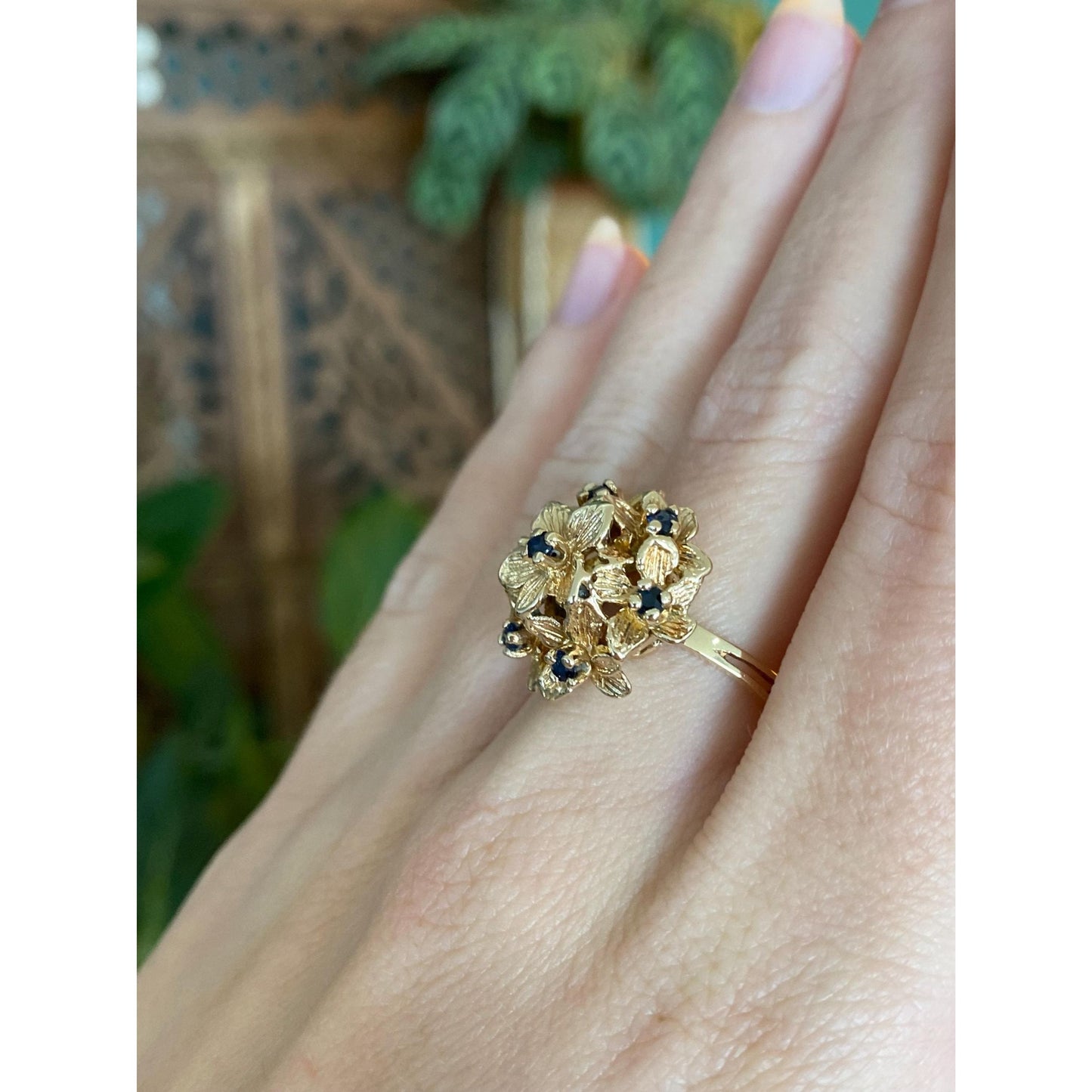 Vintage Solid 14k Yellow Gold Blue Sapphire Flower Bouquet Ring - Size 8