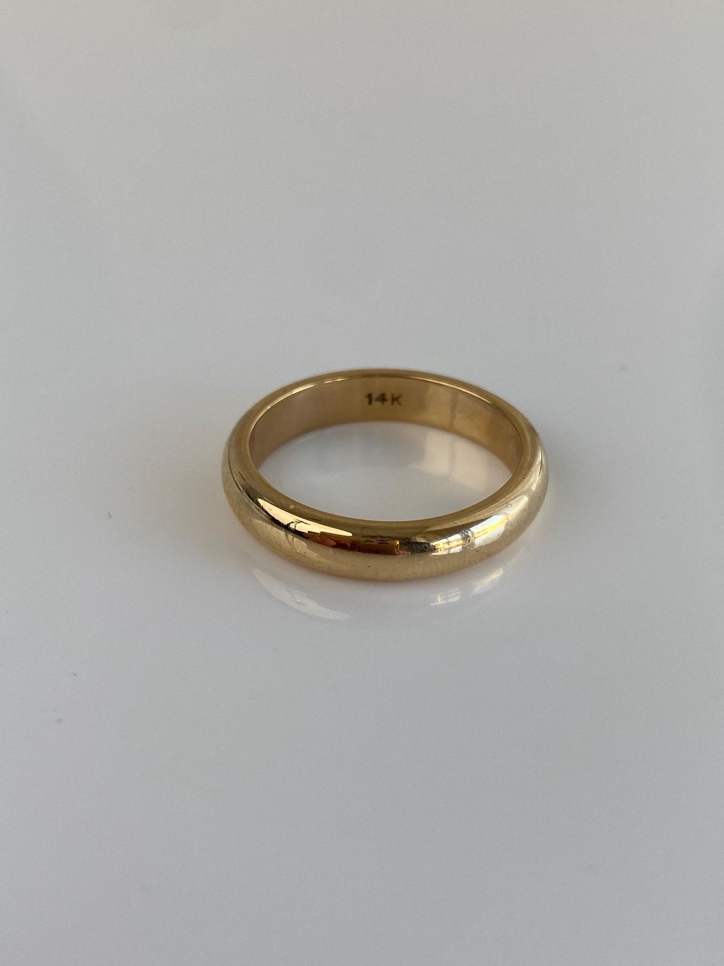 Vintage Solid 14k Yellow Gold Ring Band - Size 8