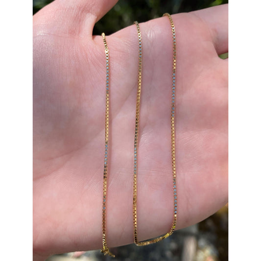 Vintage Solid 18k Yellow Gold Box Chain Necklace - 20 inches