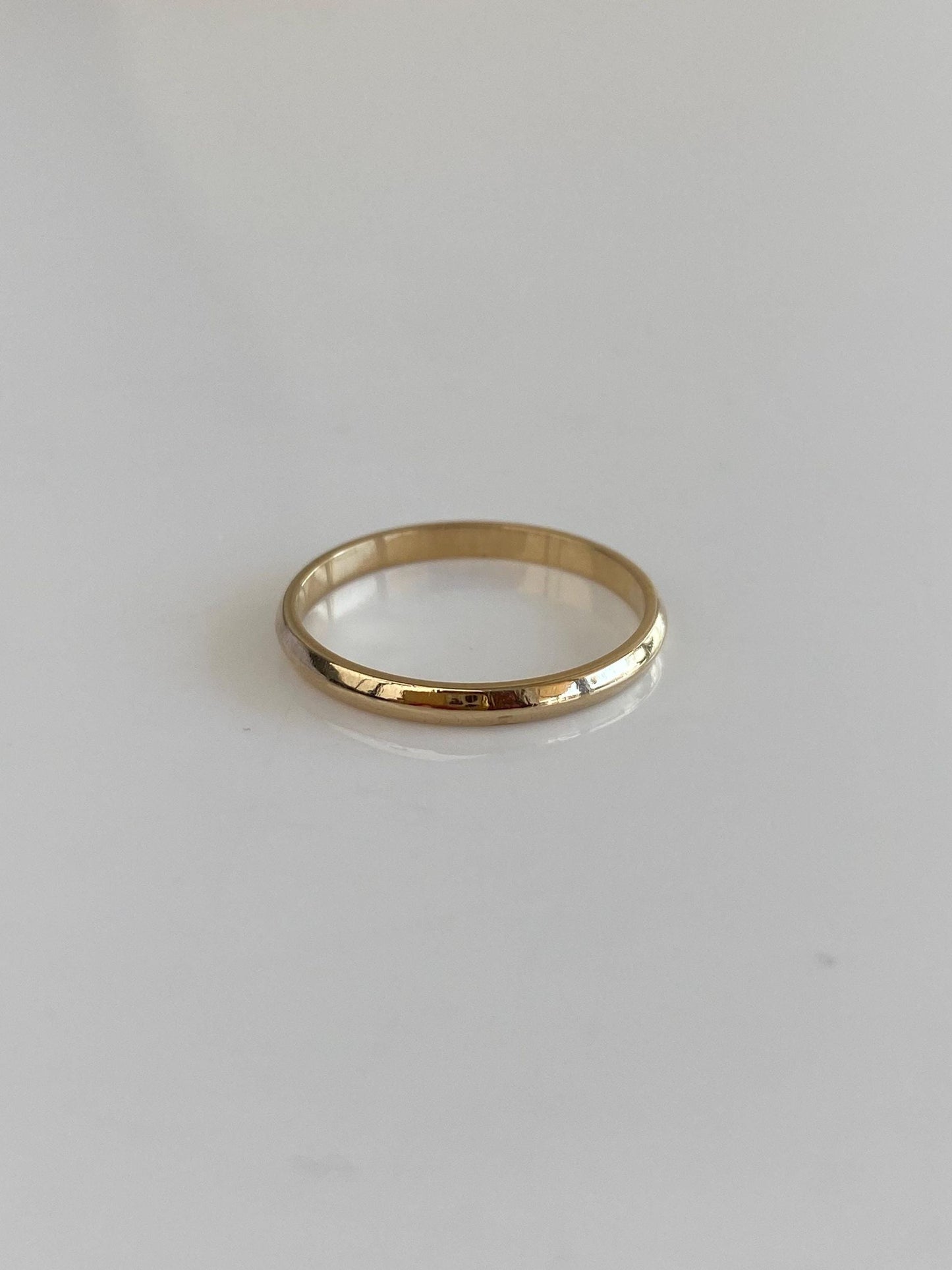 Vintage Solid 14k Yellow Gold Beveled Ring Band - Size 6.5