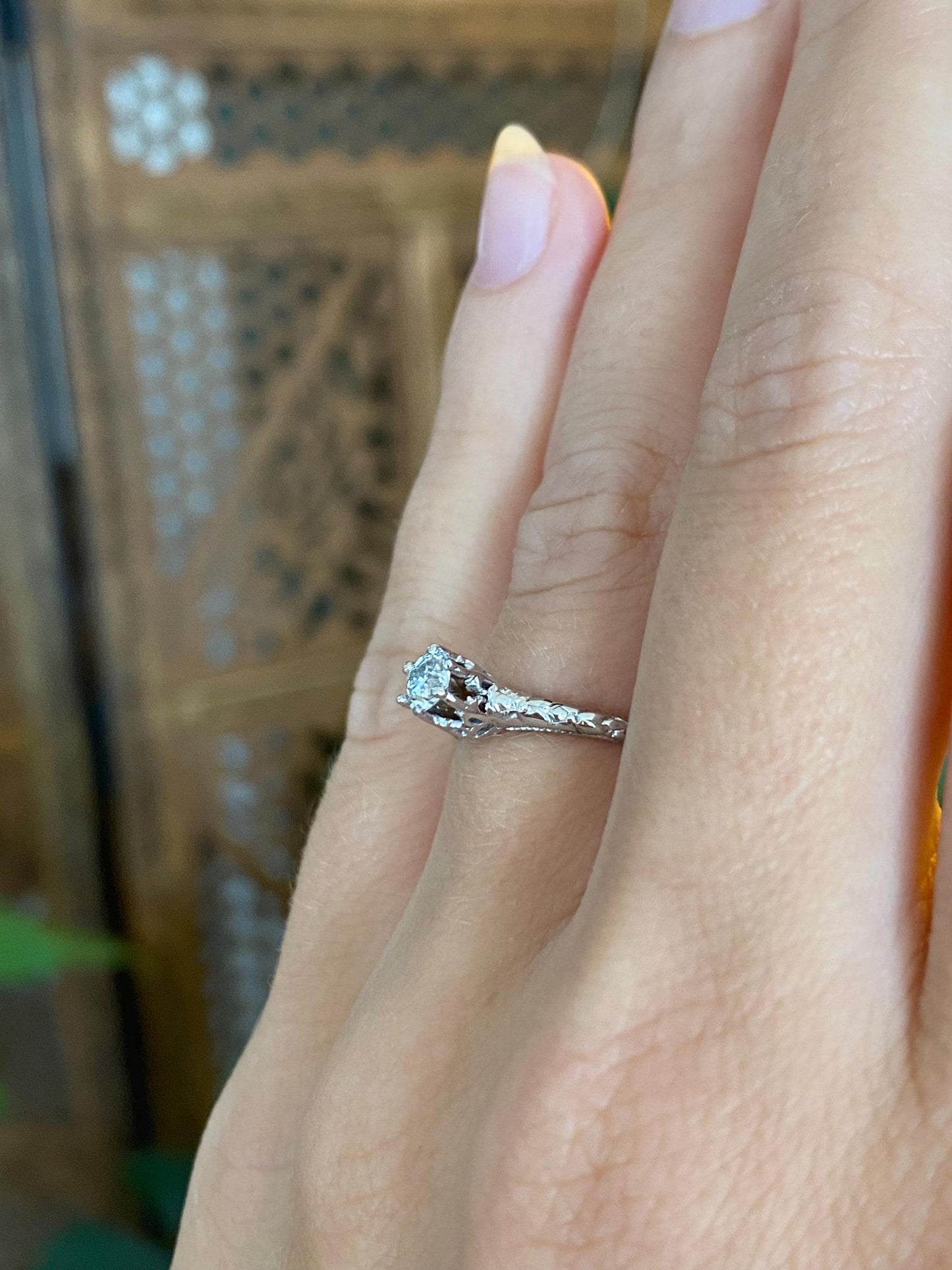 Vintage Solid 18k White Gold Old Mine Cut Diamond Designed Ring - Size 5.25