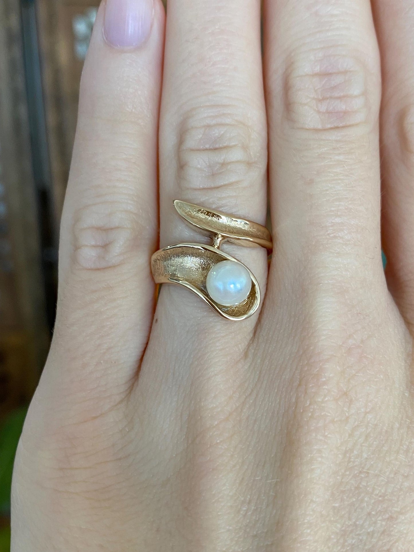 Vintage Solid 14k Yellow Gold Pearl Twist Ring - Size 5.25