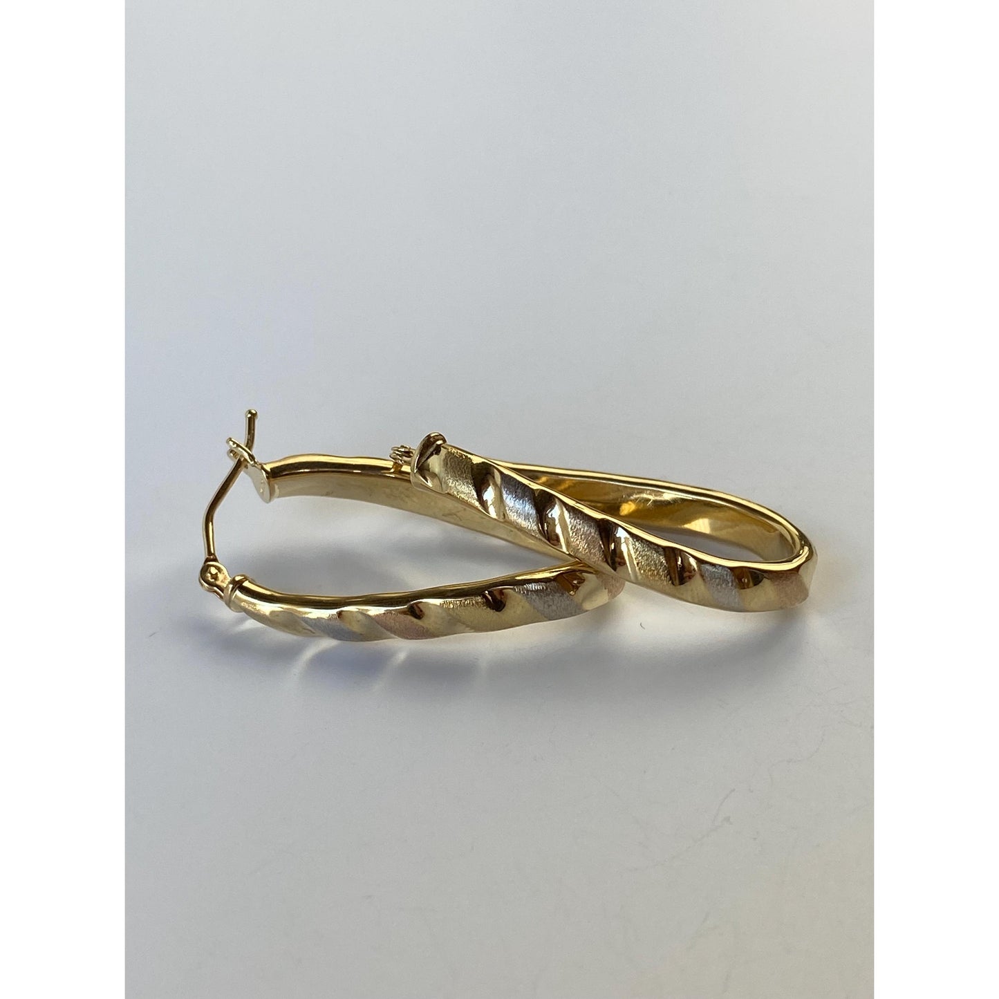 Vintage 18k Tri Tone Gold Oval Hoop Earrings