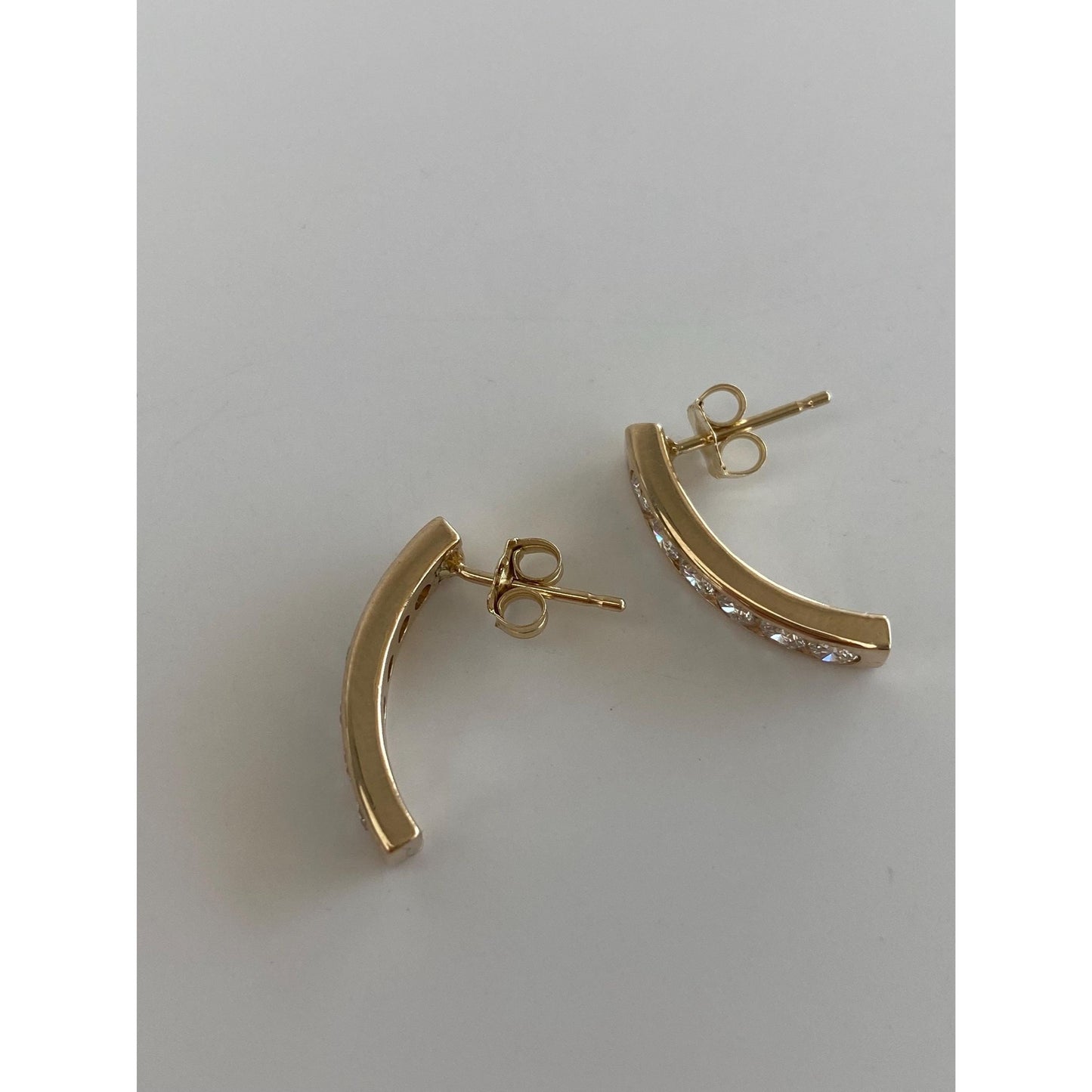 Vintage Solid 14k Yellow Gold Diamond Drop Earrings