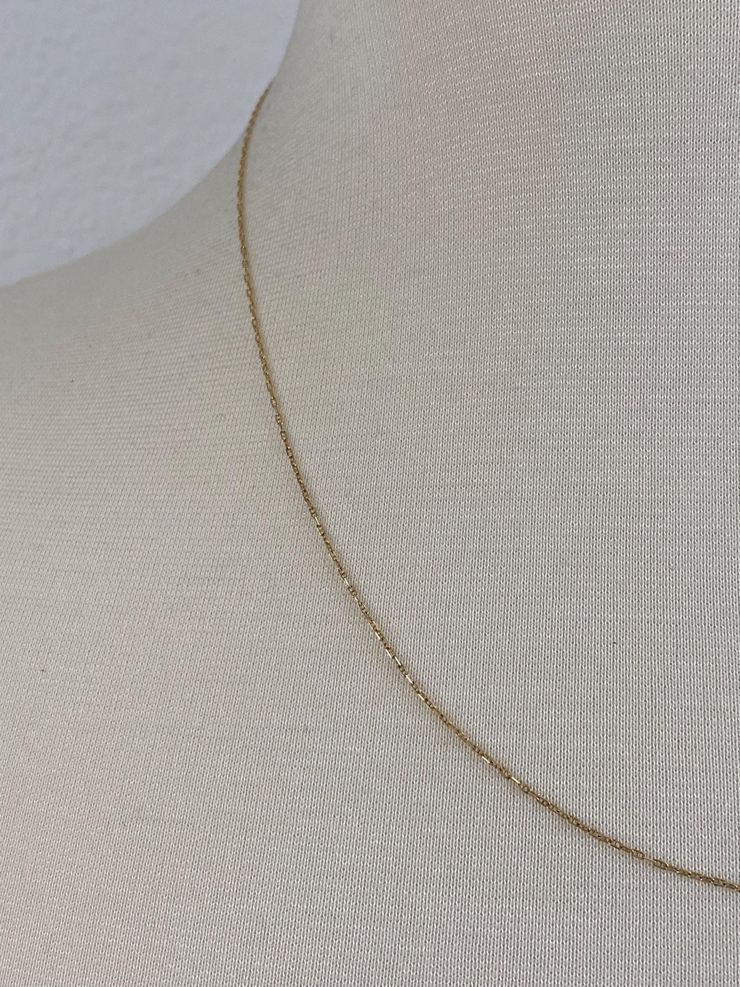 Vintage Solid 14k Yellow Gold Dainty Mariner Chain Necklace - 19.75 inches