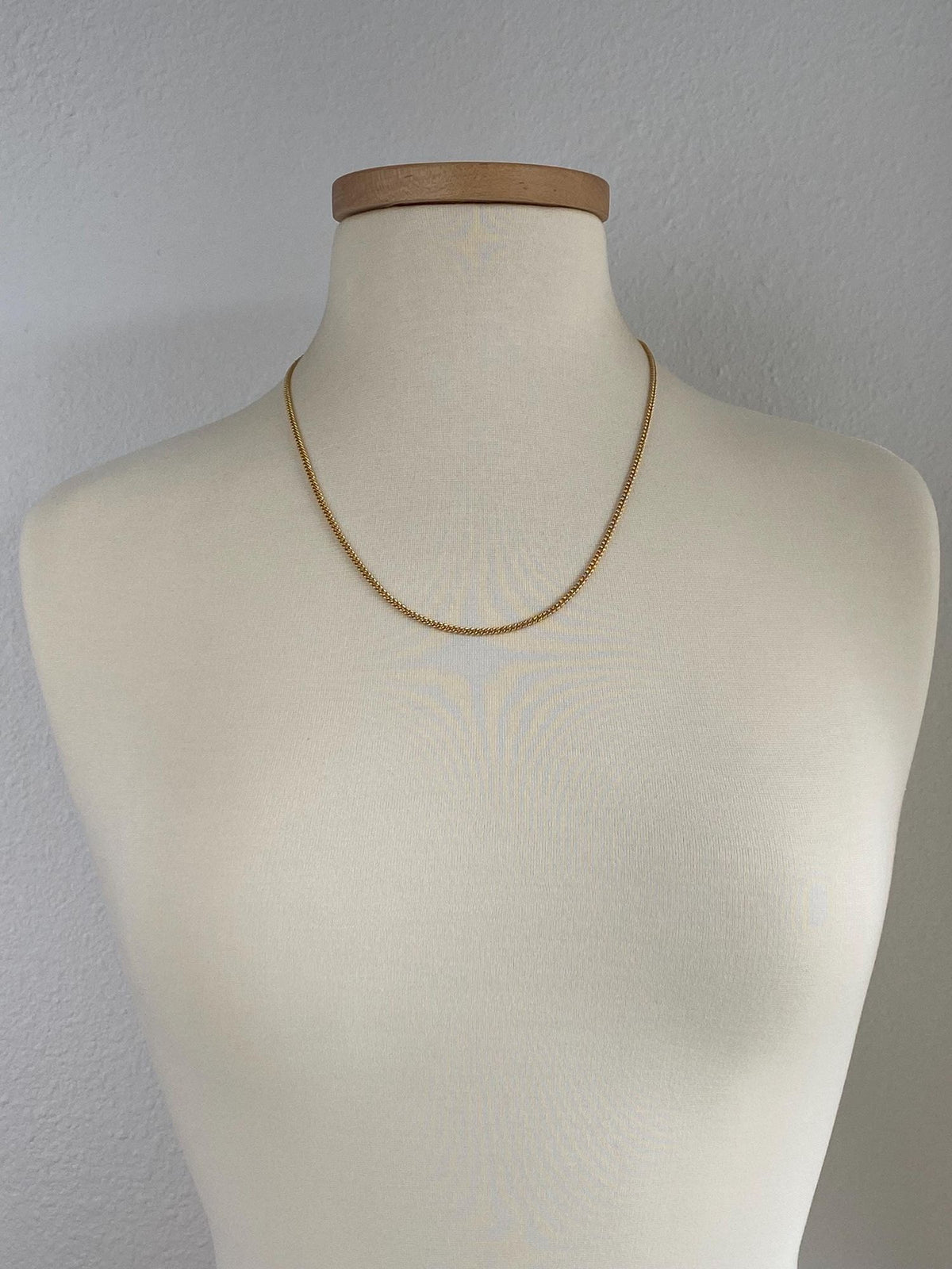 Vintage Solid 18k Yellow Gold Curb Chain Necklace - 22.25 inches
