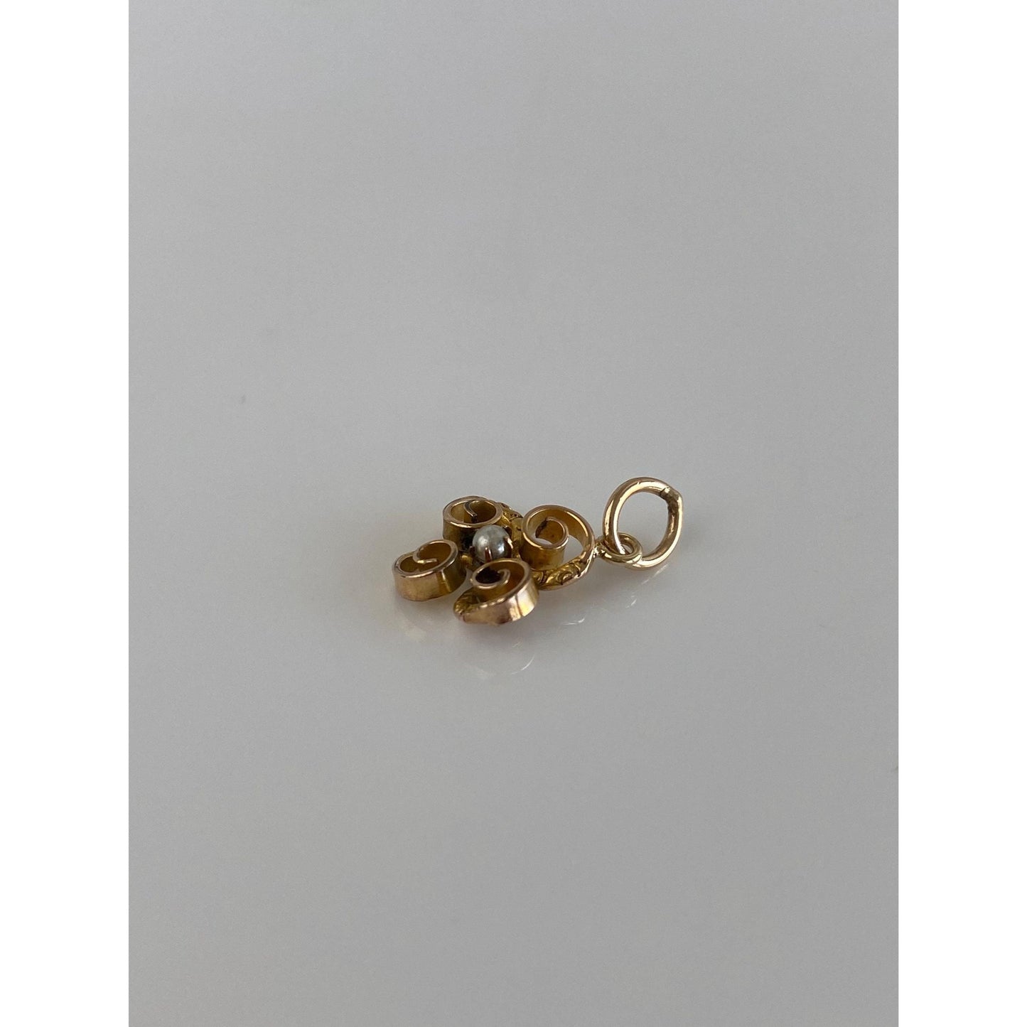 Vintage Solid 9k Yellow Gold Seed Pearl Charm