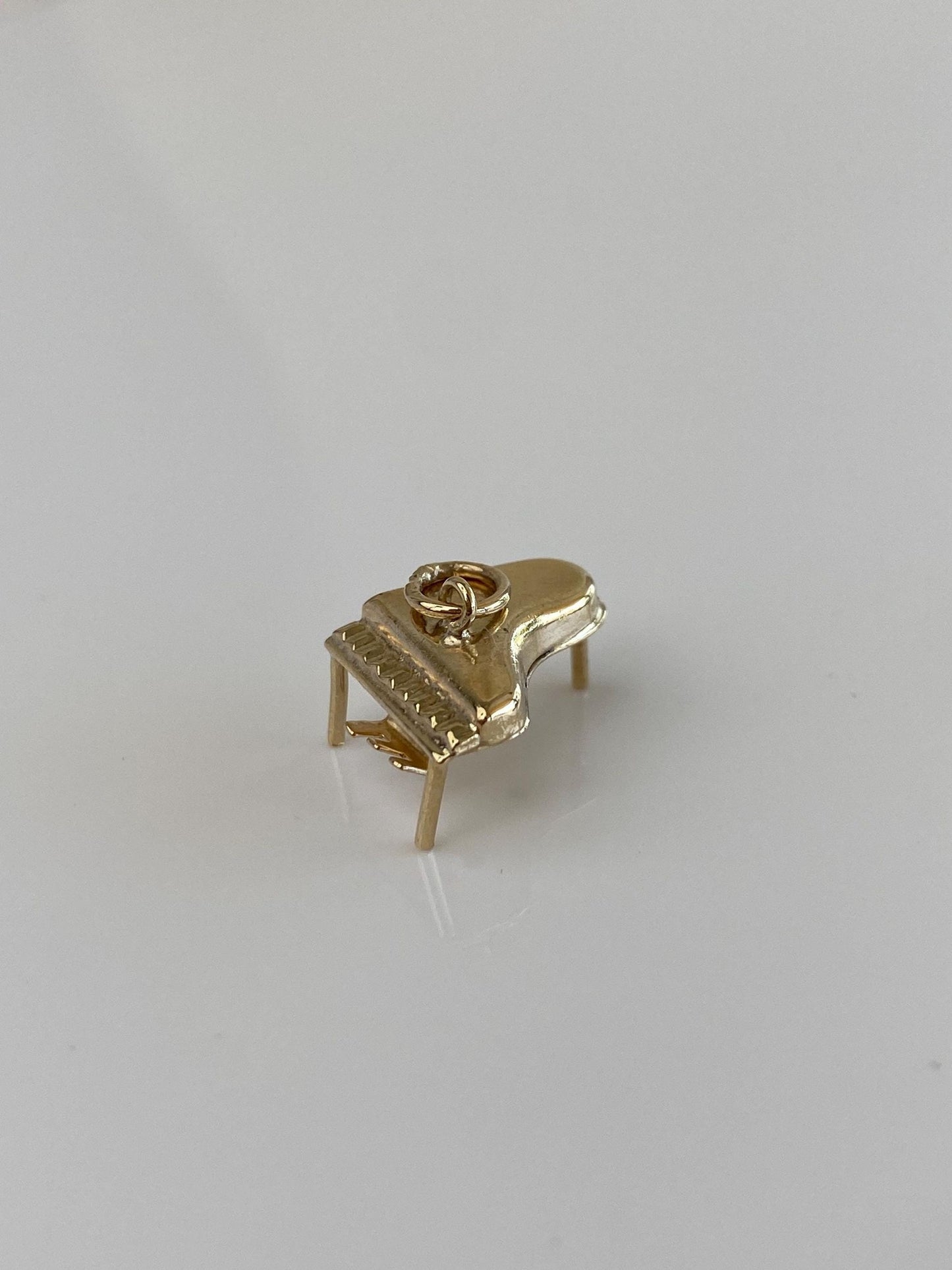 Vintage 9k Yellow Gold Piano Charm