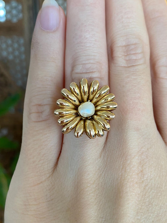 Vintage 18k Yellow Gold Pearl Flower Ring - Size 5