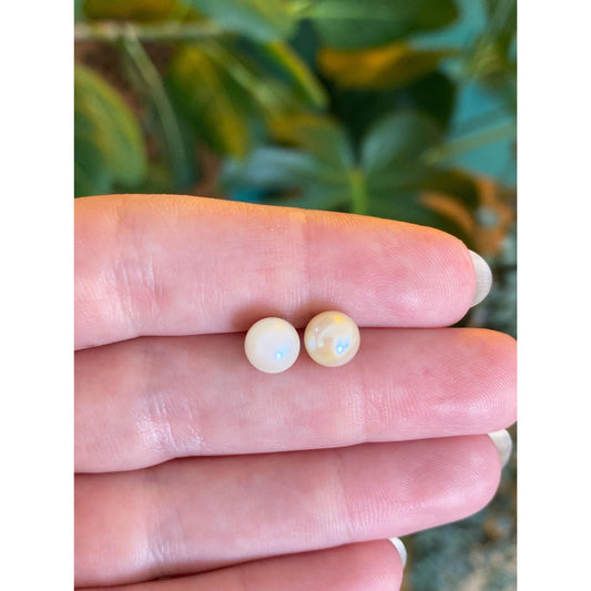 Vintage Solid 14k Yellow Gold Pearl Stud Earrings