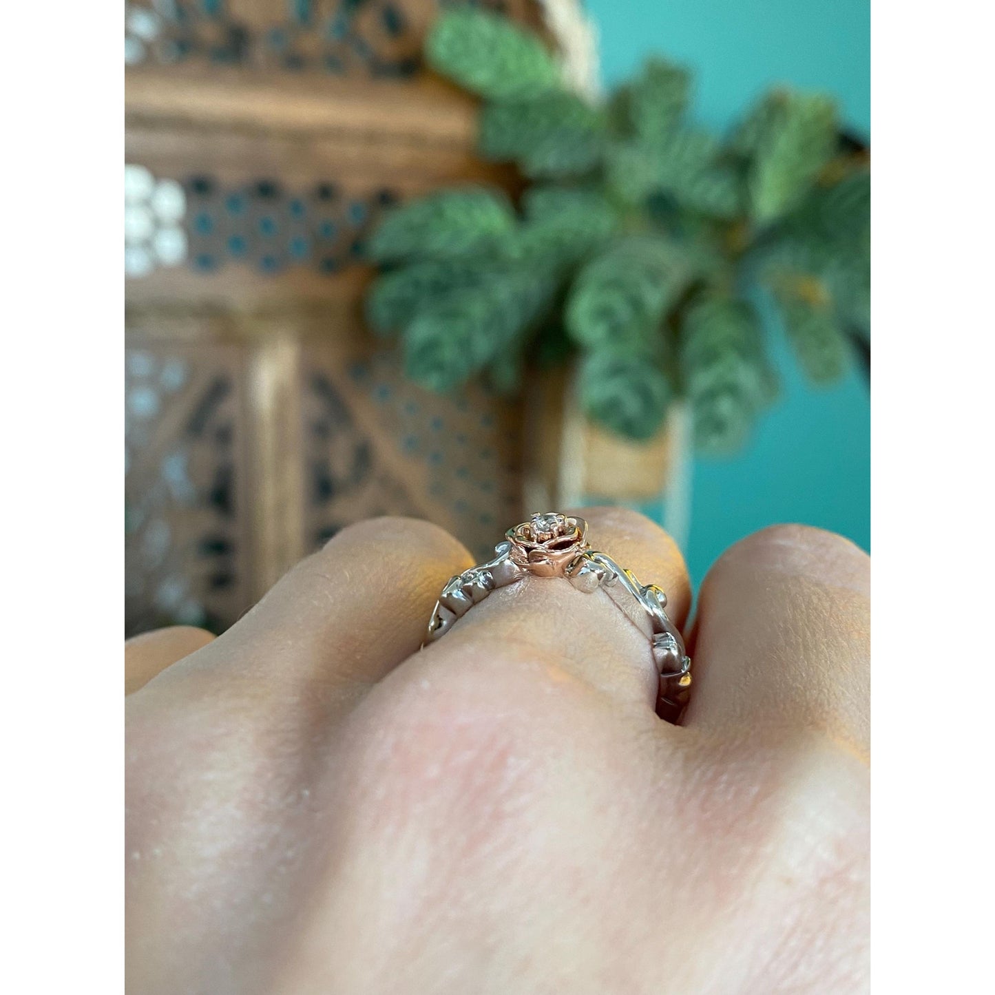 Vintage Solid 10k White & Rose Gold Diamond Rose Branch Ring - Size 6.75