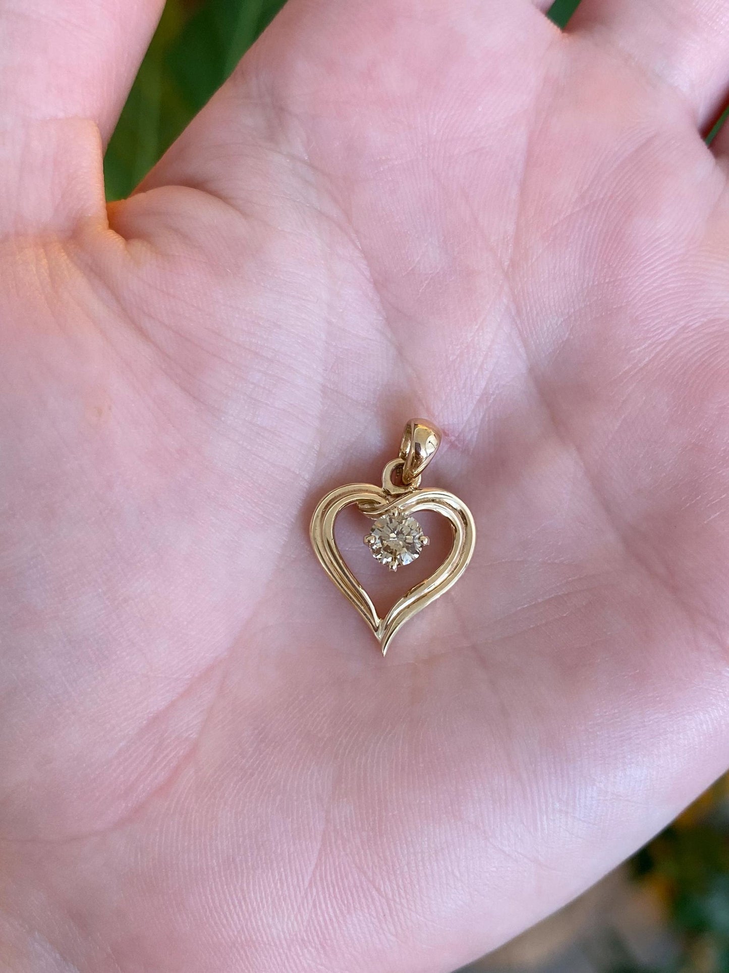 Vintage Solid 14k Yellow Gold Champagne Diamond Heart Charm