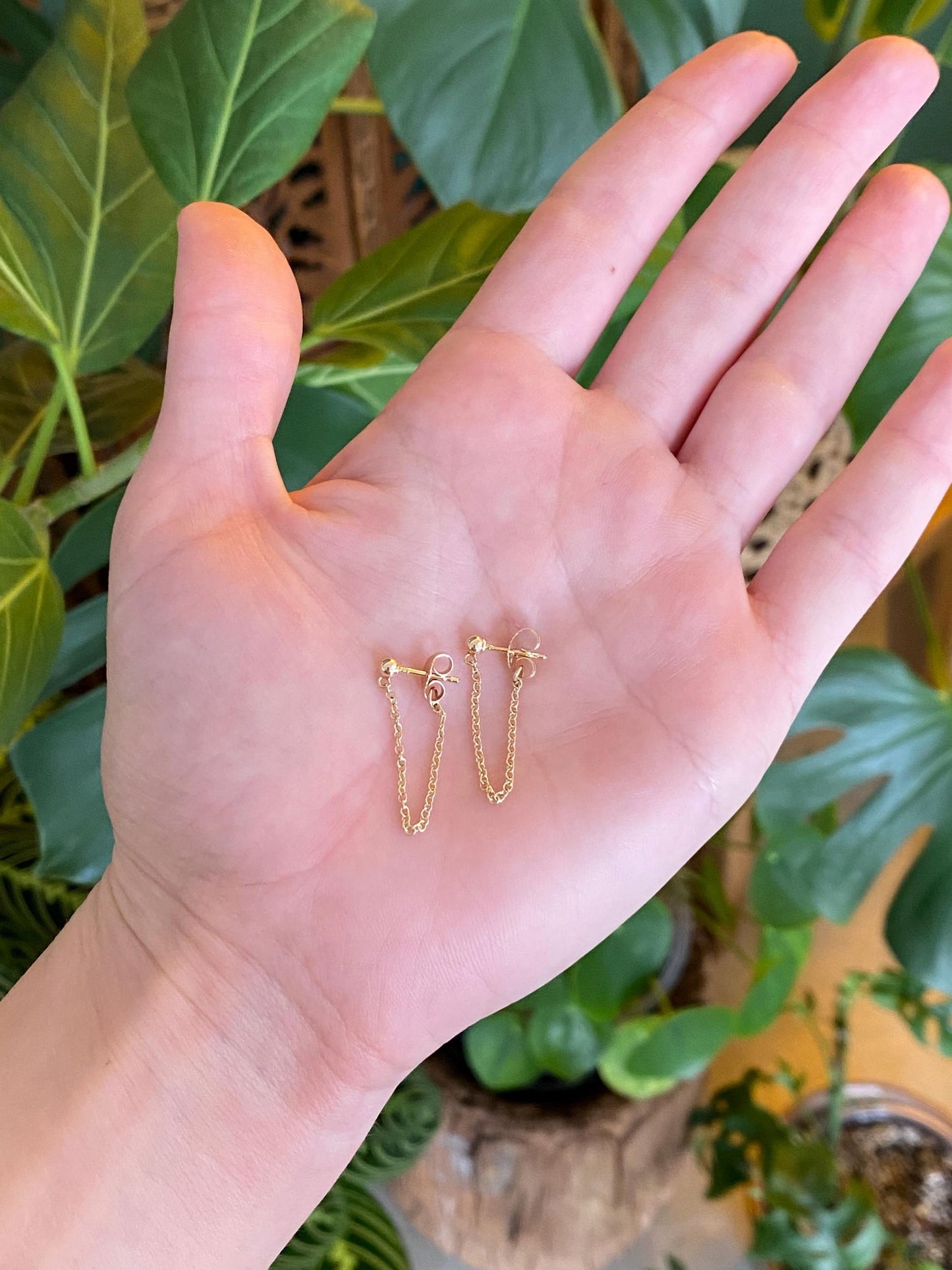 Vintage 14k Yellow Gold Ball Dainty Rolo Chain Connected Stud Earrings