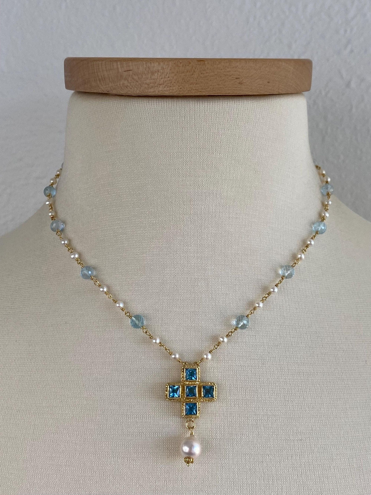 Vintage Solid 18k Yellow Gold Topaz Engraved Cross Faceted Topaz Beads Pearls Link Necklace - 17.5 inches