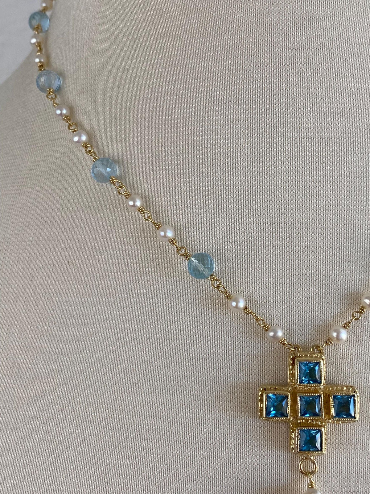 Vintage Solid 18k Yellow Gold Topaz Engraved Cross Faceted Topaz Beads Pearls Link Necklace - 17.5 inches