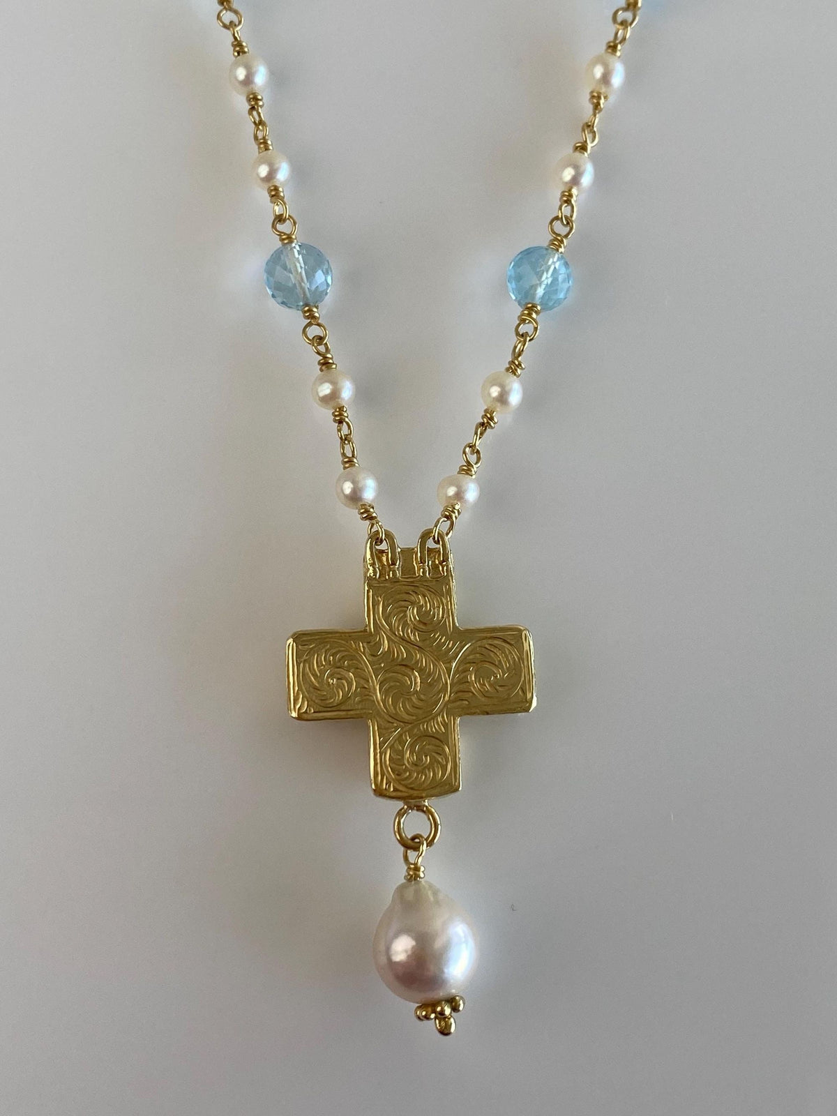Vintage Solid 18k Yellow Gold Topaz Engraved Cross Faceted Topaz Beads Pearls Link Necklace - 17.5 inches