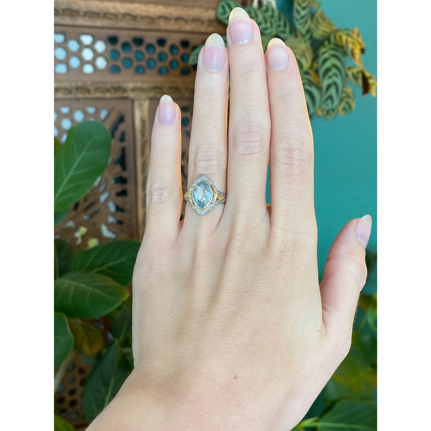 Vintage Solid 10k White & Yellow Gold Light Blue Cubic Zirconia Art Deco Ring - Size 4.25