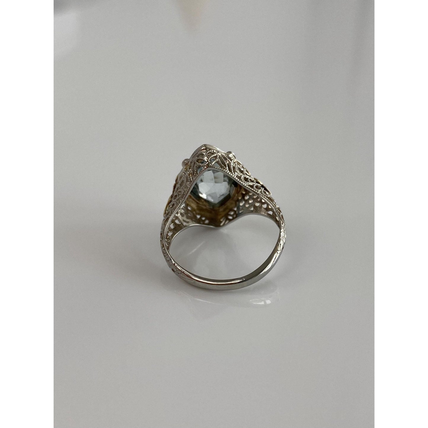 Vintage Solid 10k White & Yellow Gold Light Blue Cubic Zirconia Art Deco Ring - Size 4.25