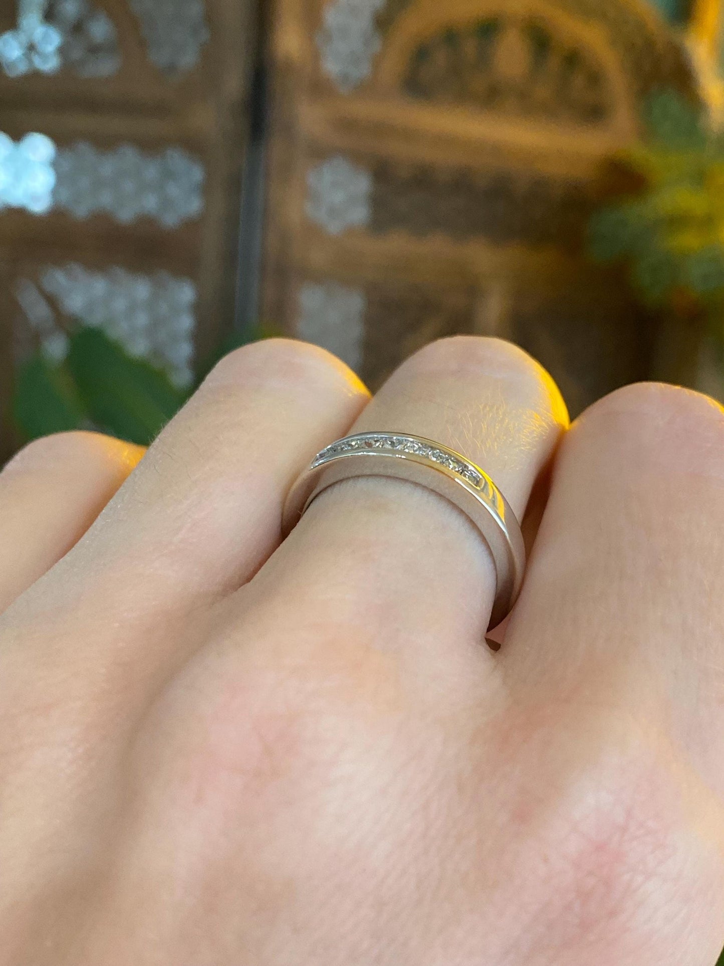 Vintage Solid 14k White Gold Diamond Ring Band - Size 6.75