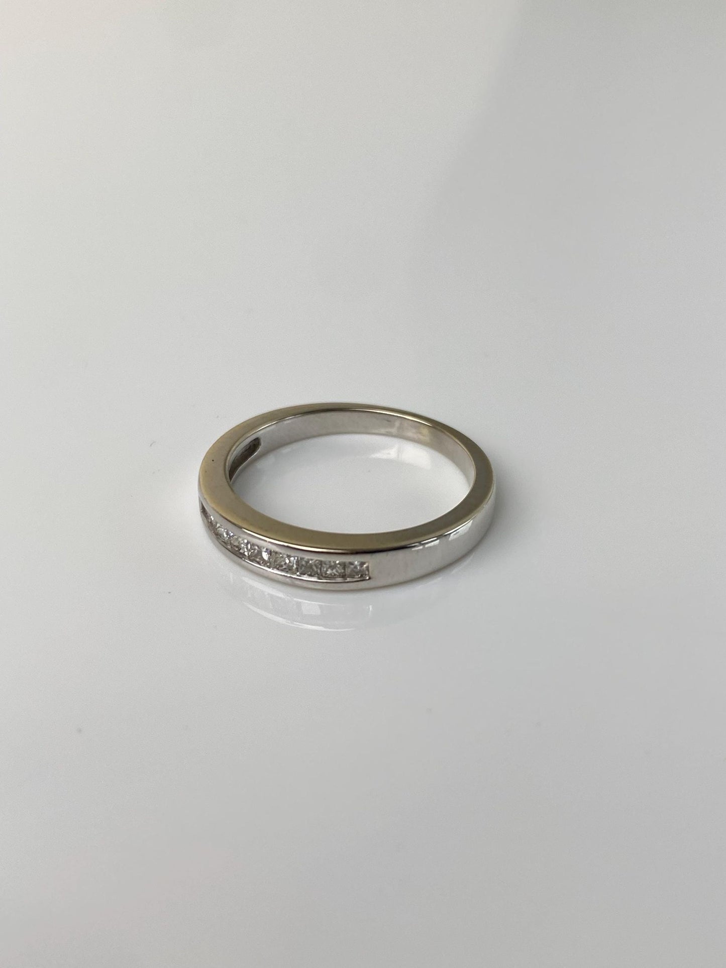 Vintage Solid 14k White Gold Diamond Ring Band - Size 6.75