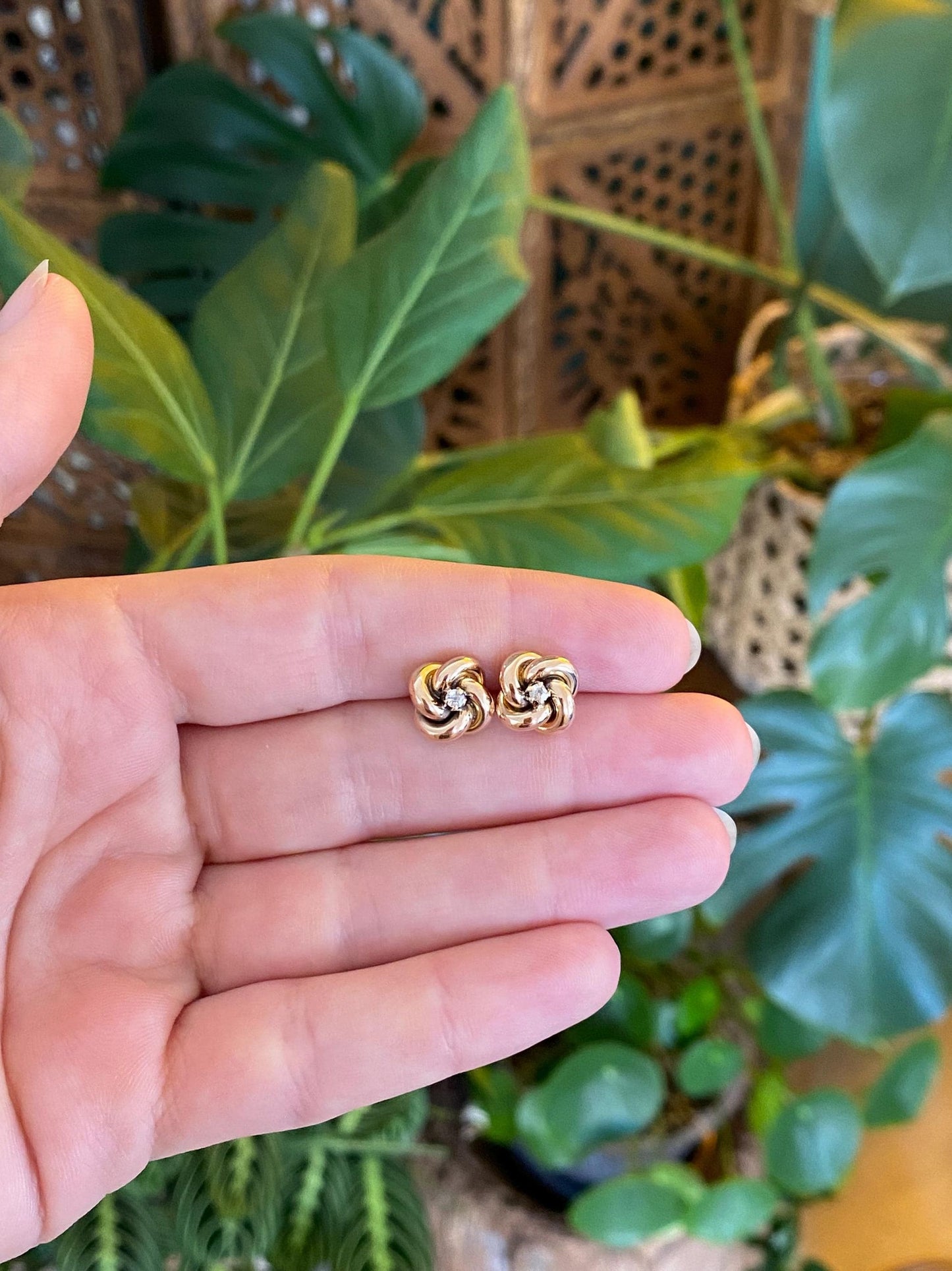 Vintage 10k Yellow Gold Old Mine Cut Diamond Knot Stud Earrings