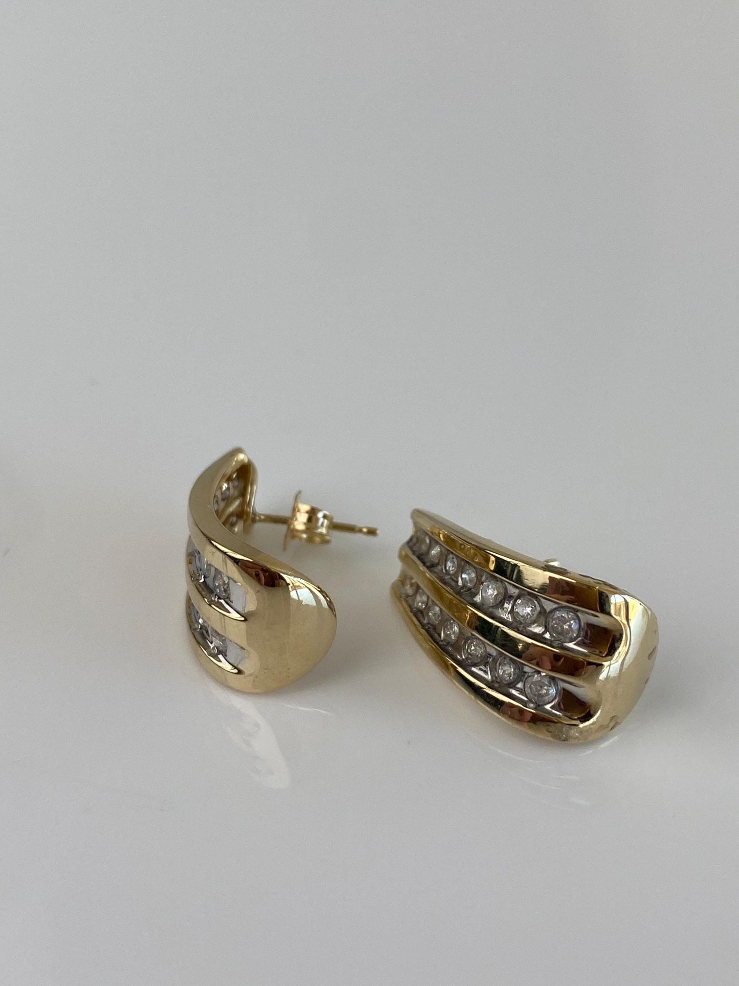Vintage Solid 10k White & Yellow Gold Diamond Drop Earrings