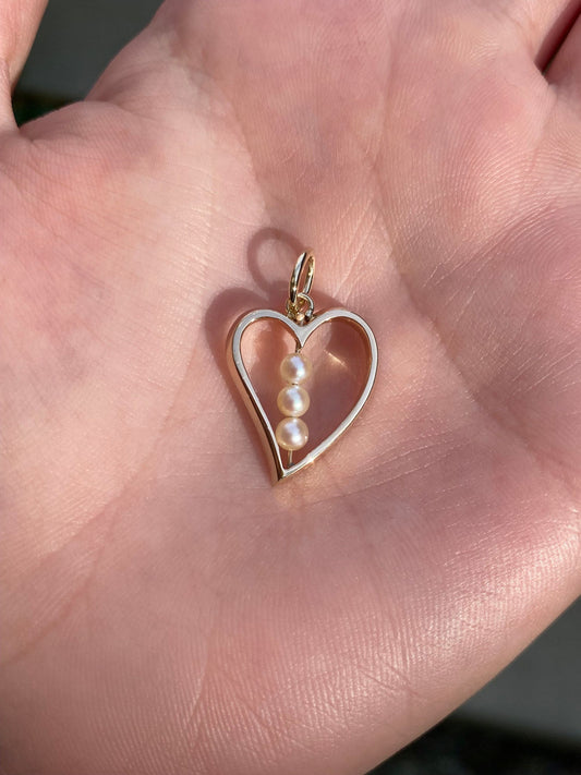 Vintage Solid 14k Yellow Gold Pearl Heart Charm