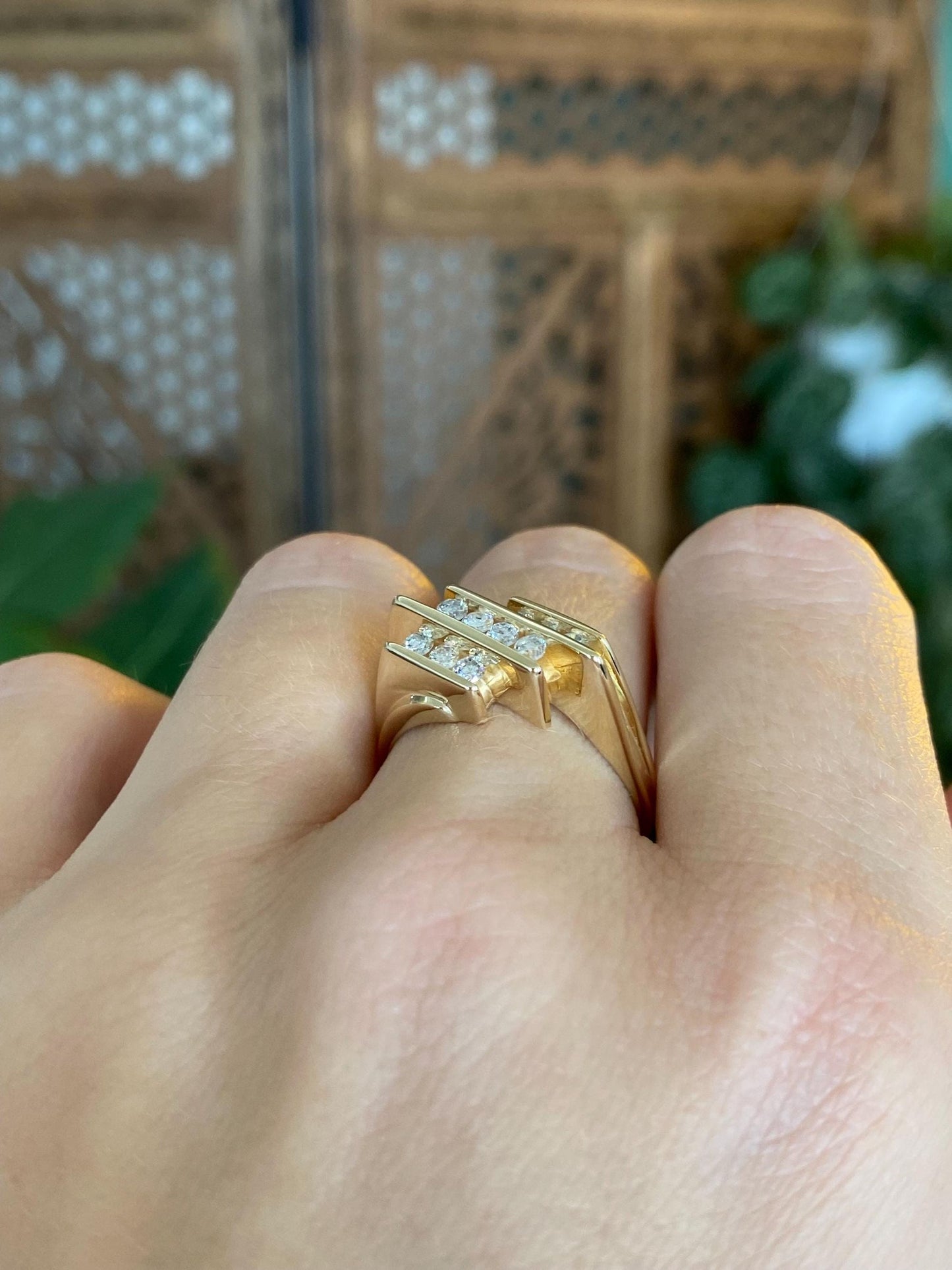 Vintage Solid 14k Yellow Gold Diamond Rows Abstract Ring - Size 7.75