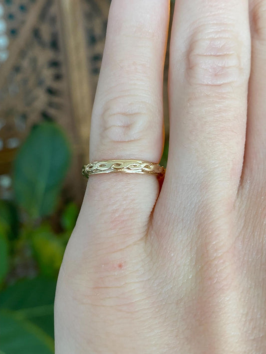 Vintage Solid 14k Yellow Gold Twist Texture Ring - Size 3.25