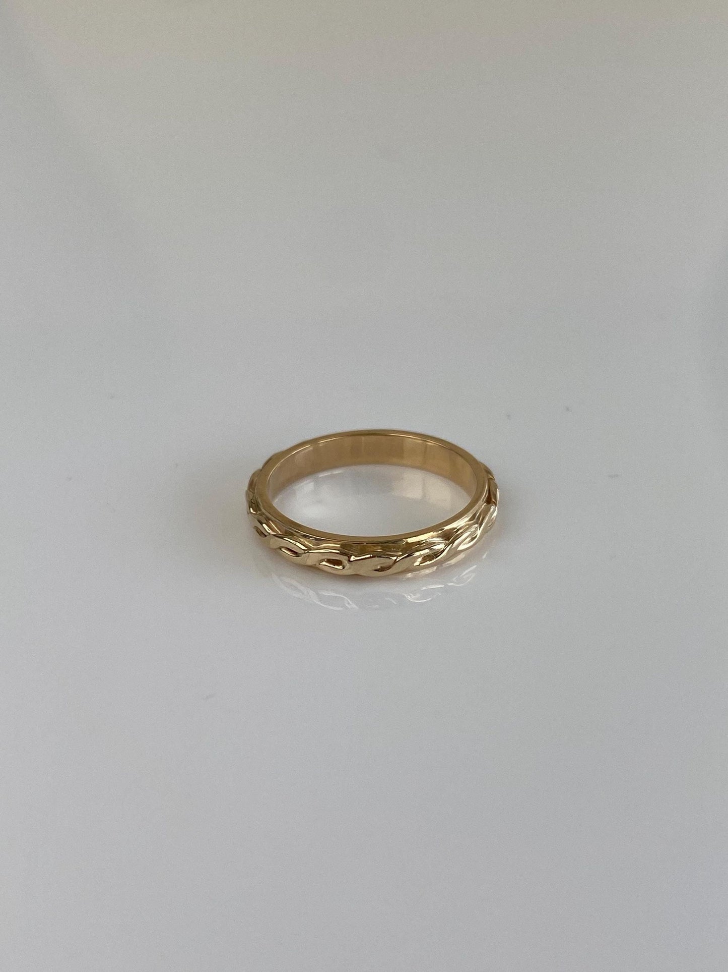 Vintage Solid 14k Yellow Gold Twist Texture Ring - Size 3.25
