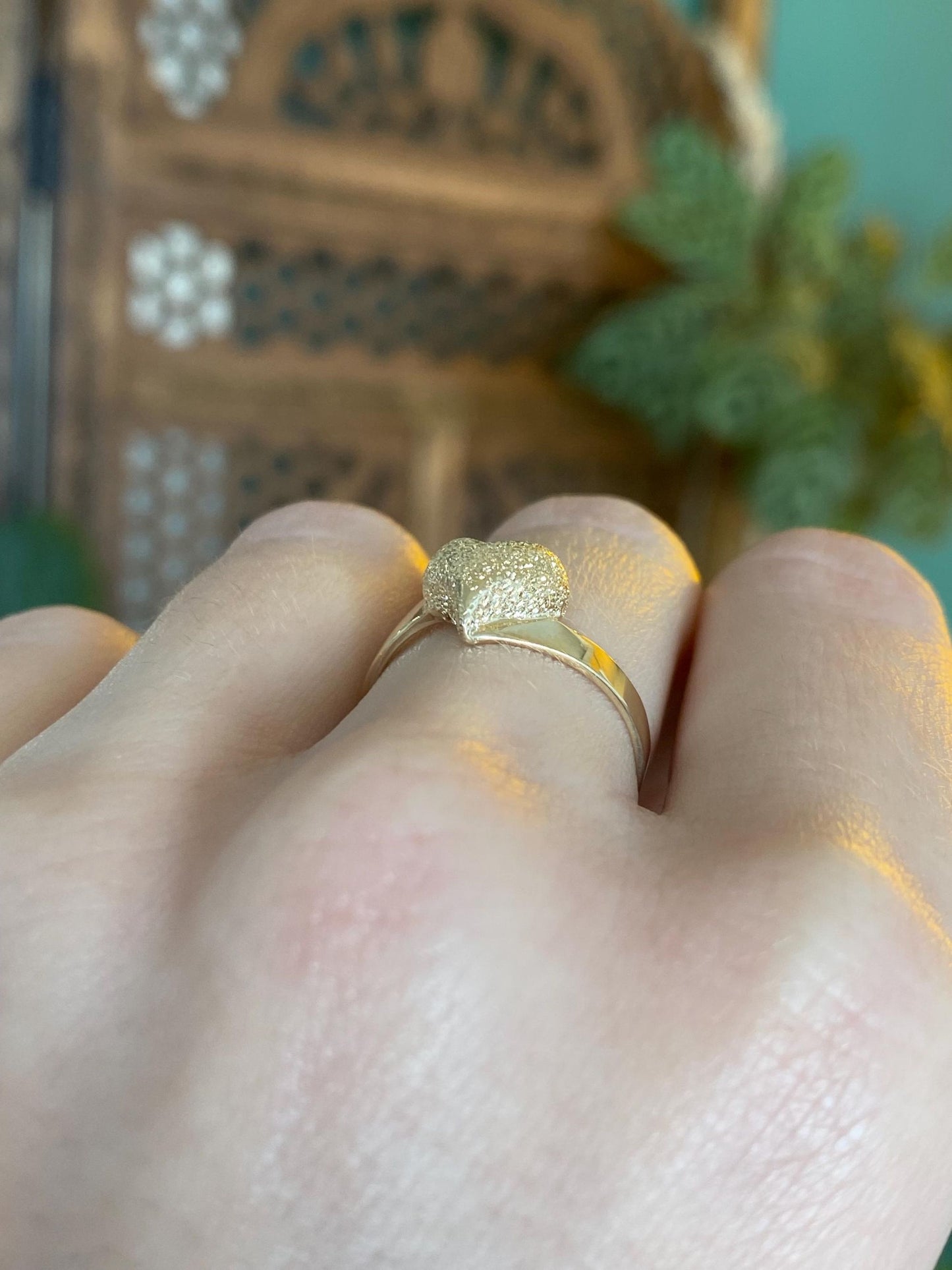 Vintage Solid 14k Yellow Gold Textured Heart Ring - Size 6.5
