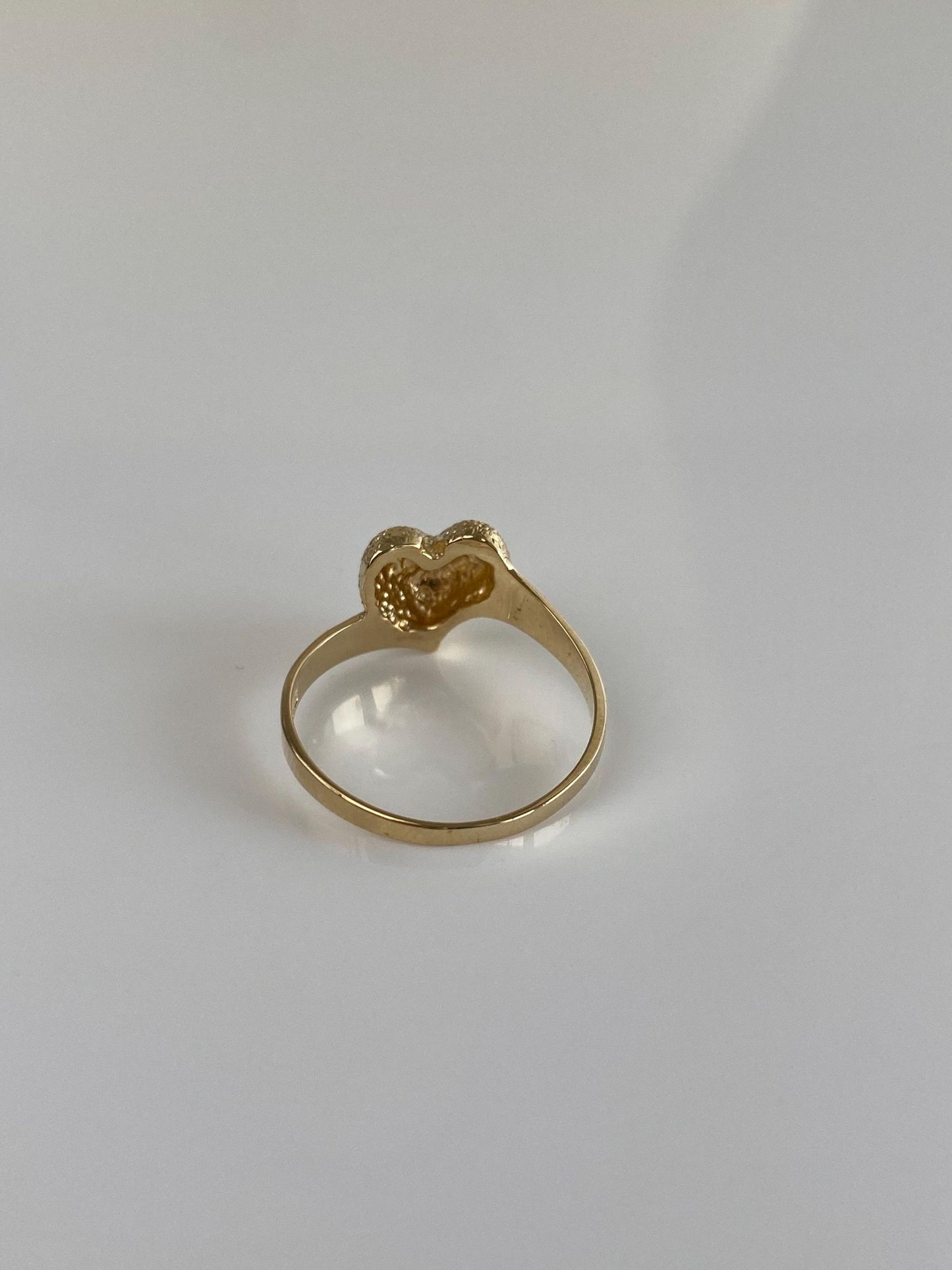 Vintage Solid 14k Yellow Gold Textured Heart Ring - Size 6.5